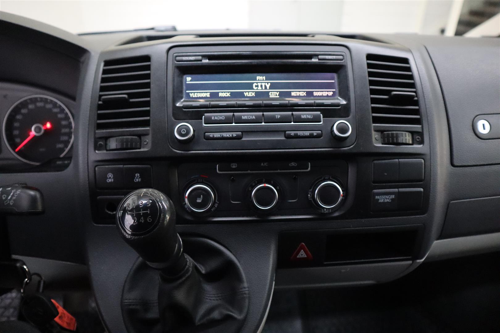 VOLKSWAGEN Transporter 2014