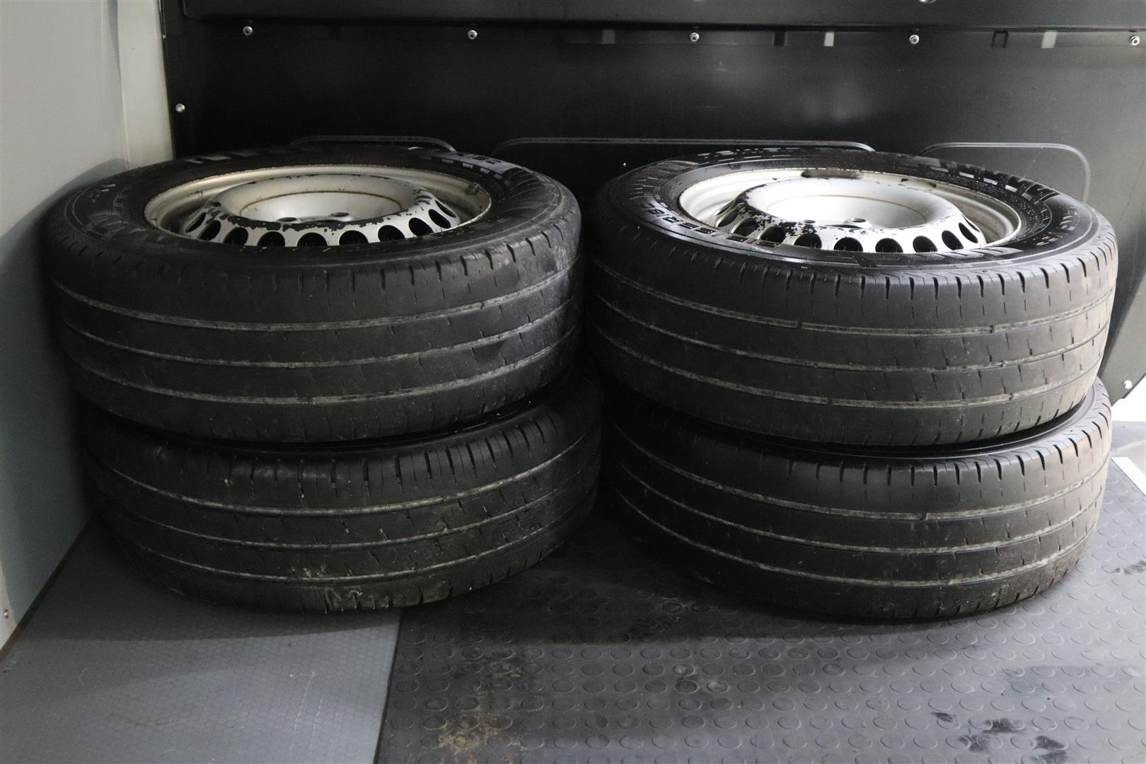 VOLKSWAGEN Transporter 2014