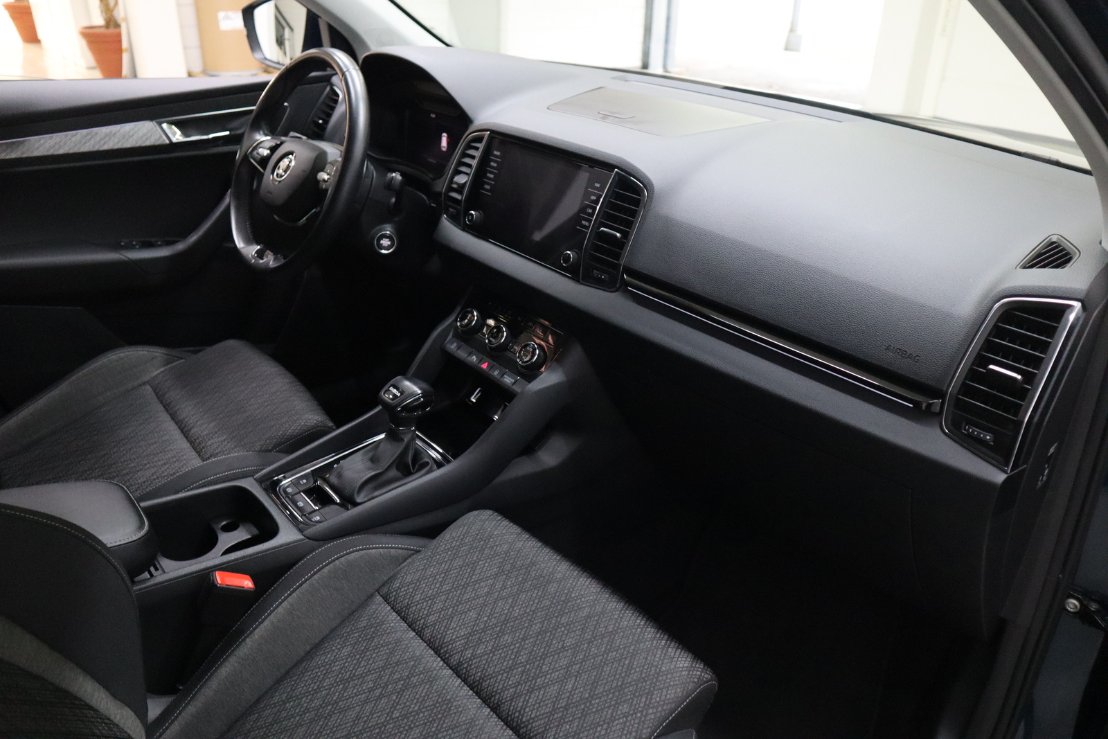 SKODA Karoq 2023