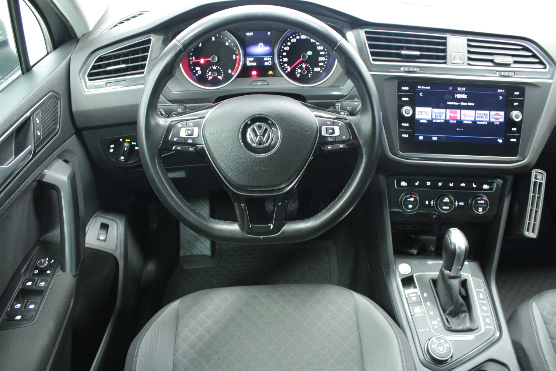 VOLKSWAGEN Tiguan 2018