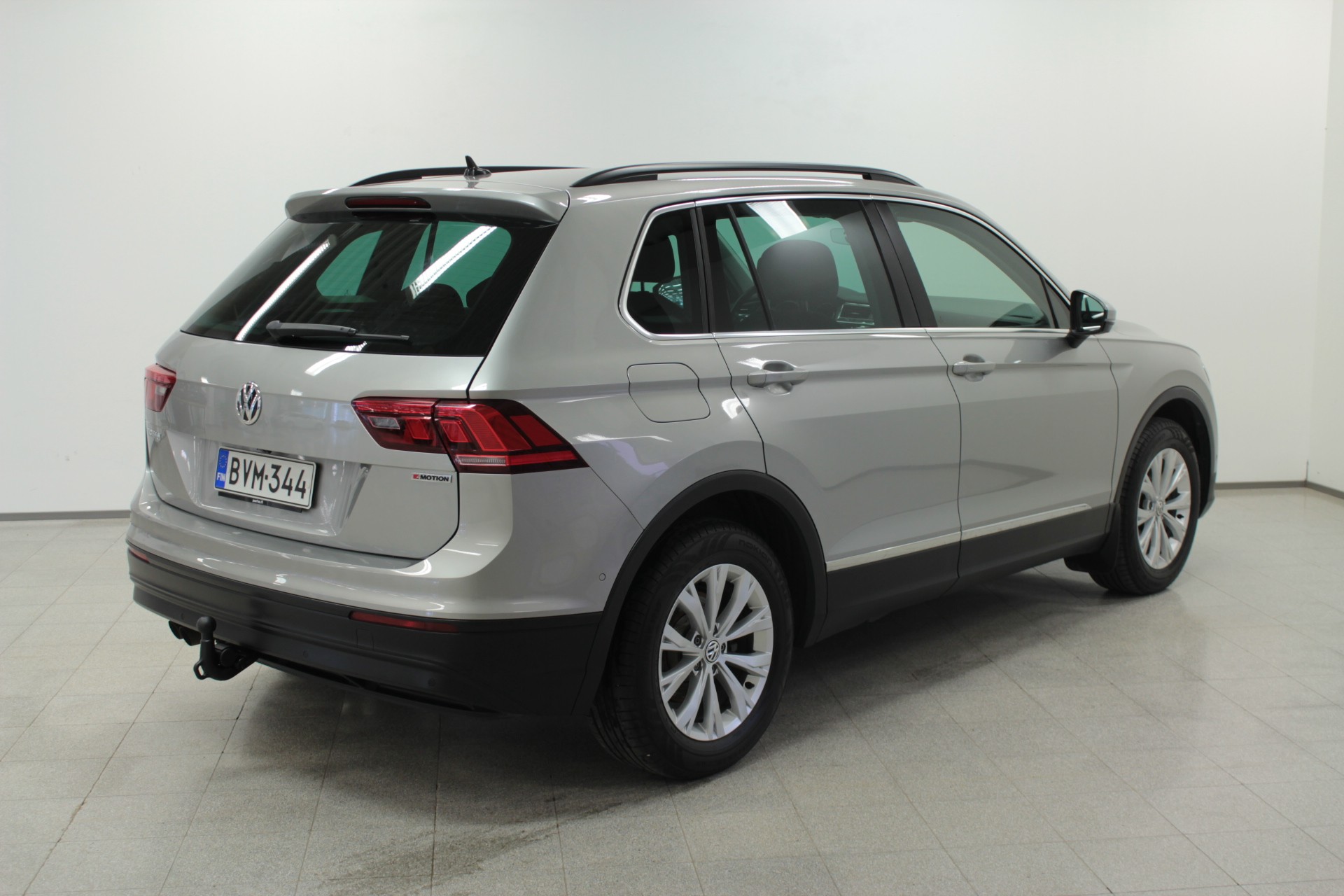 VOLKSWAGEN Tiguan 2018