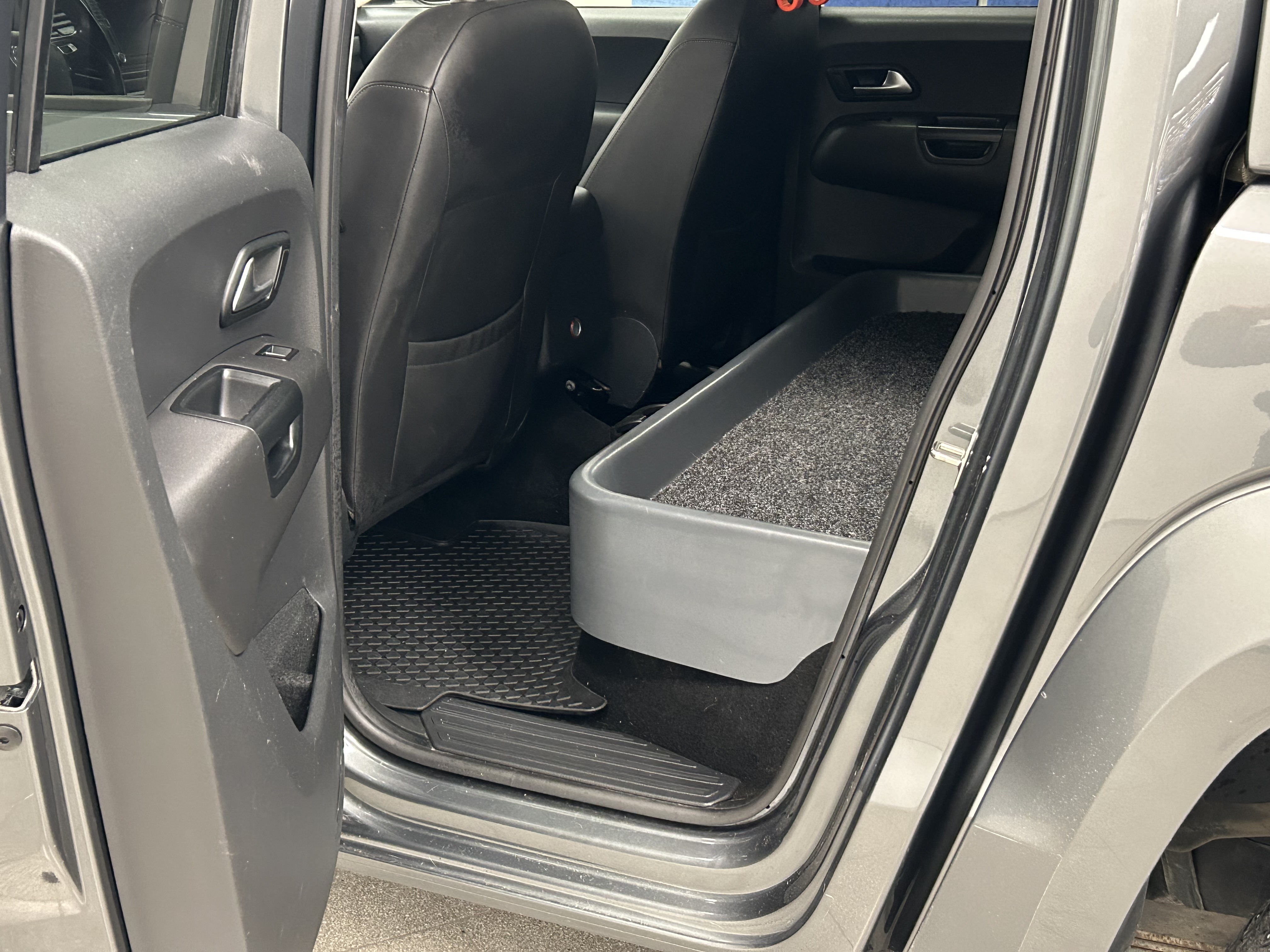 VOLKSWAGEN Amarok 2019