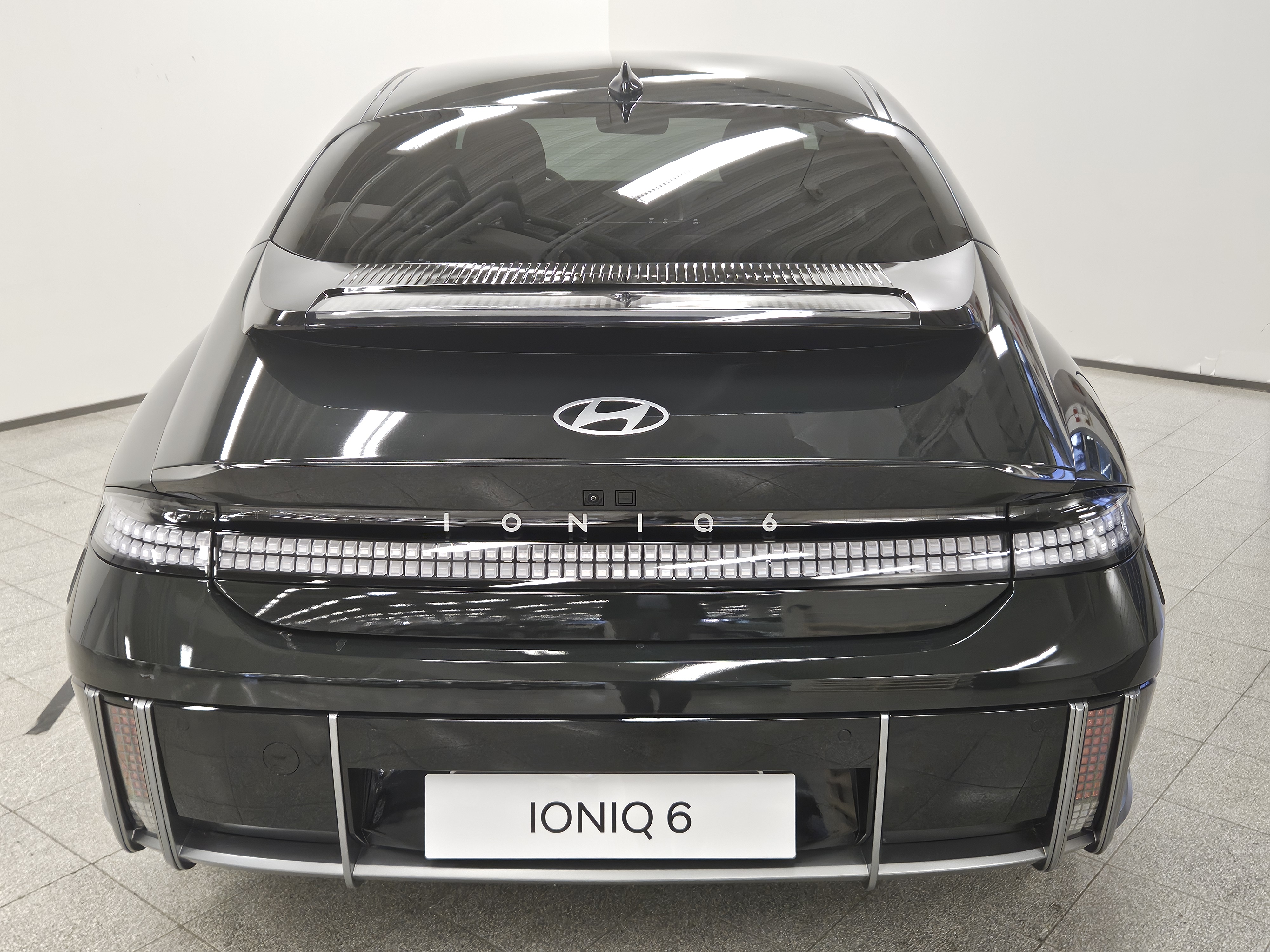 Hyundai IONIQ 6 2025