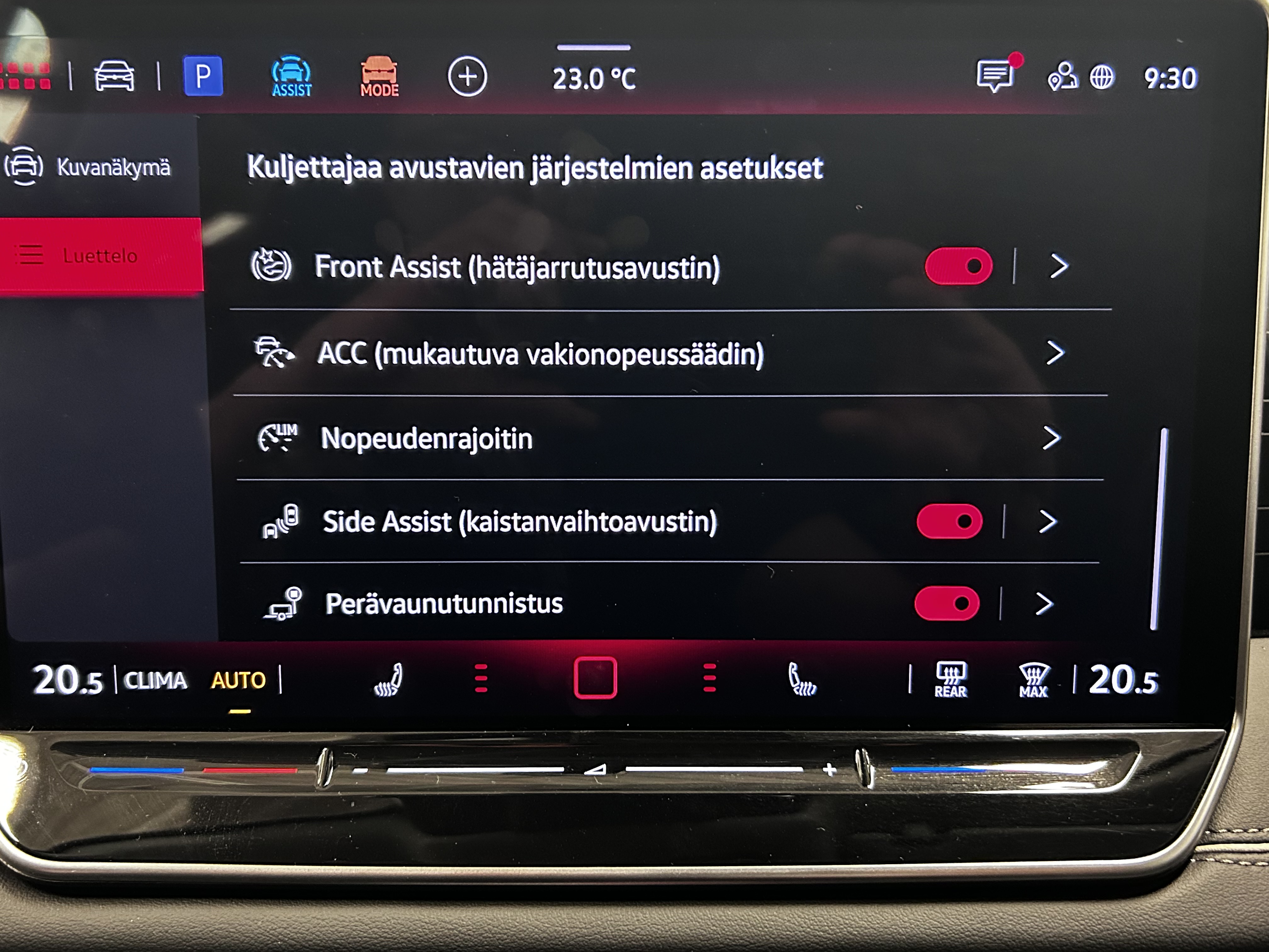 VOLKSWAGEN Tiguan 2024