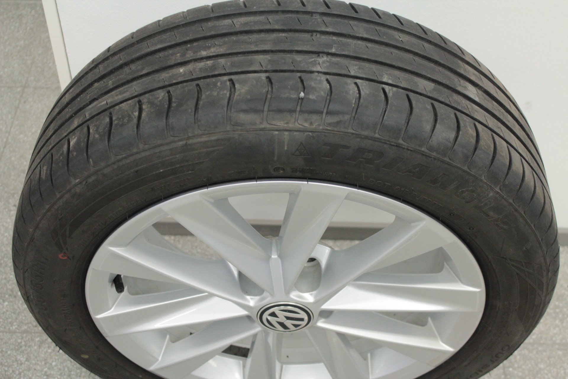 VOLKSWAGEN Golf 2017