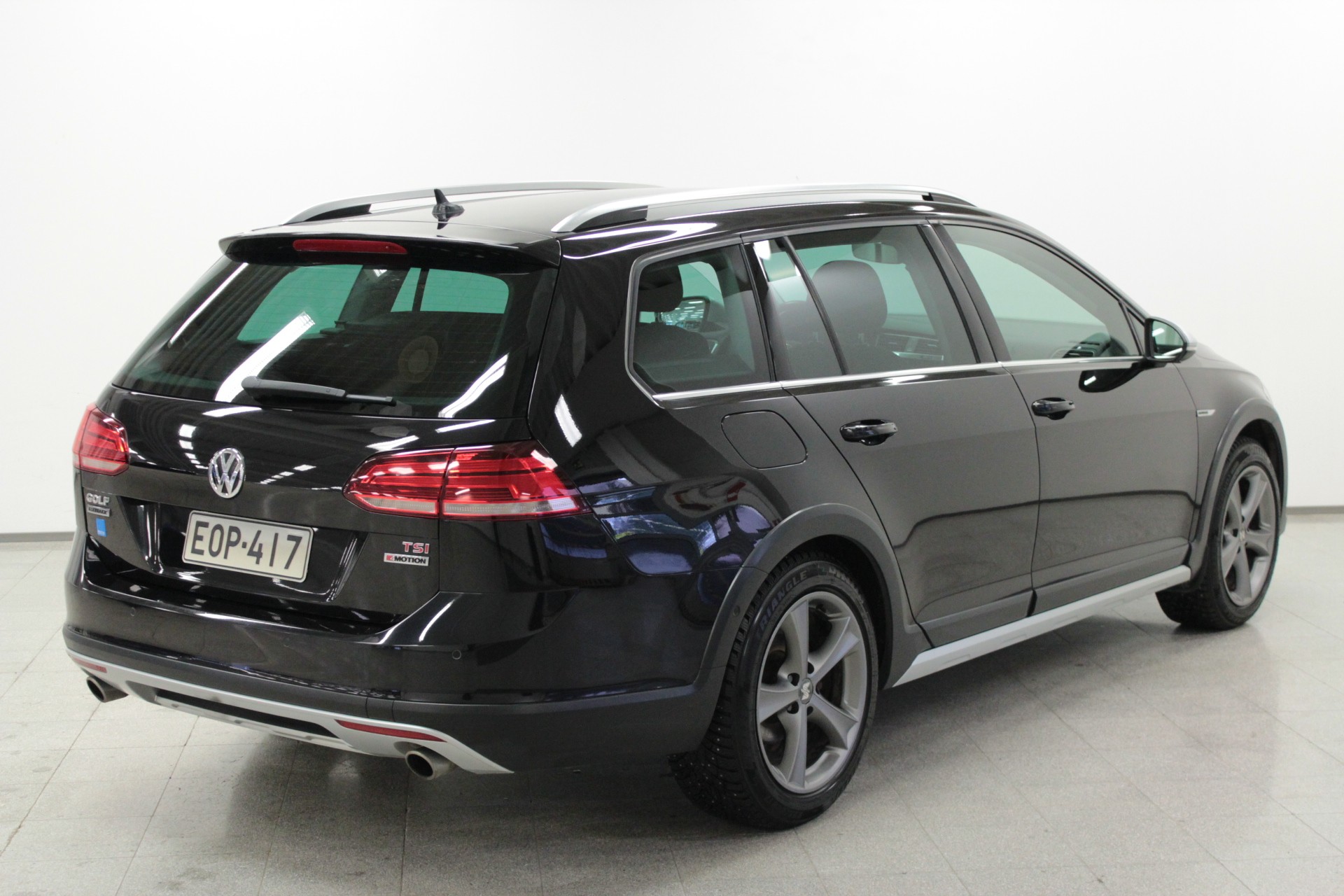 VOLKSWAGEN Golf 2017