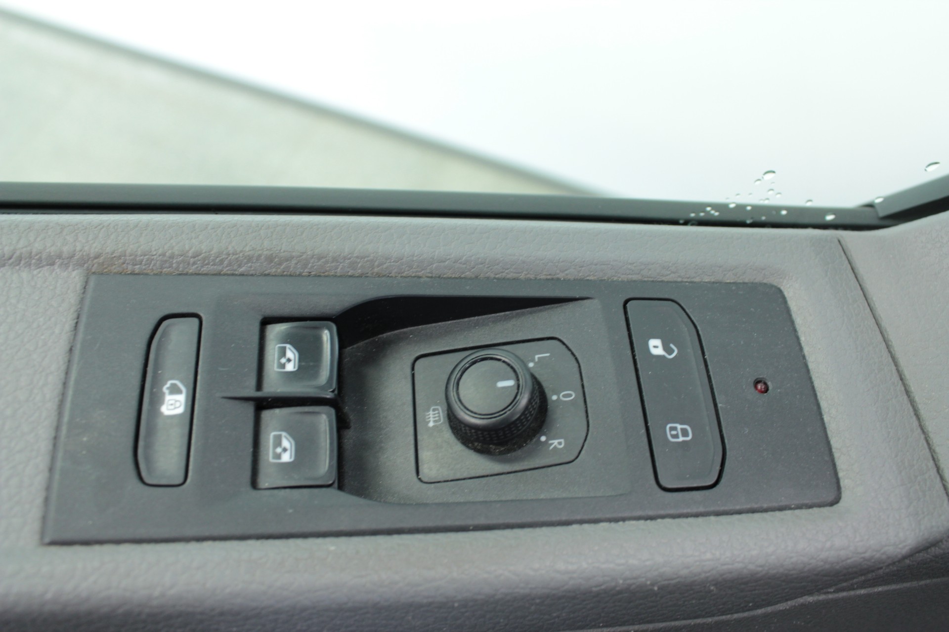 VOLKSWAGEN Transporter 2020