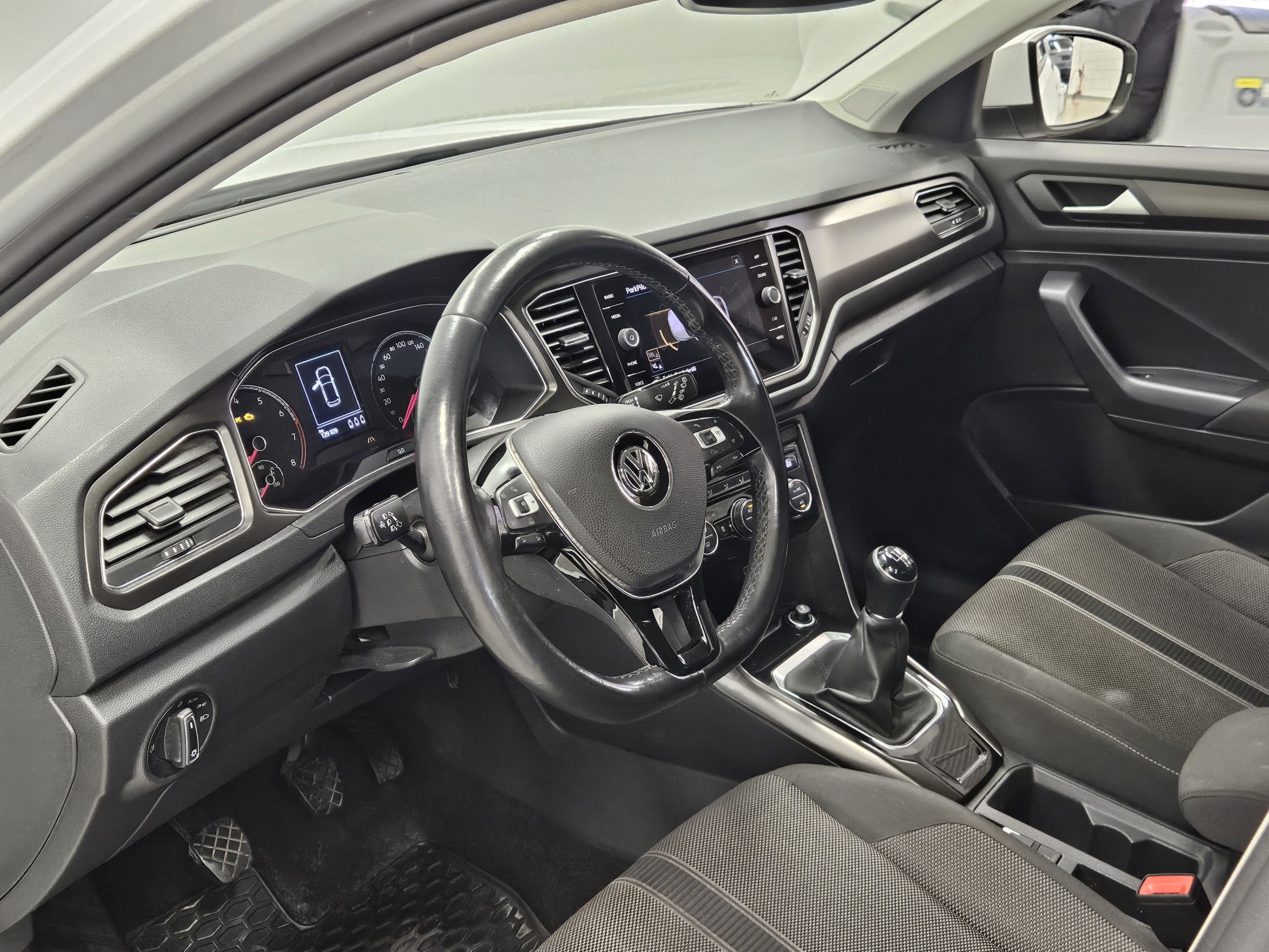 VOLKSWAGEN T-Roc 2018