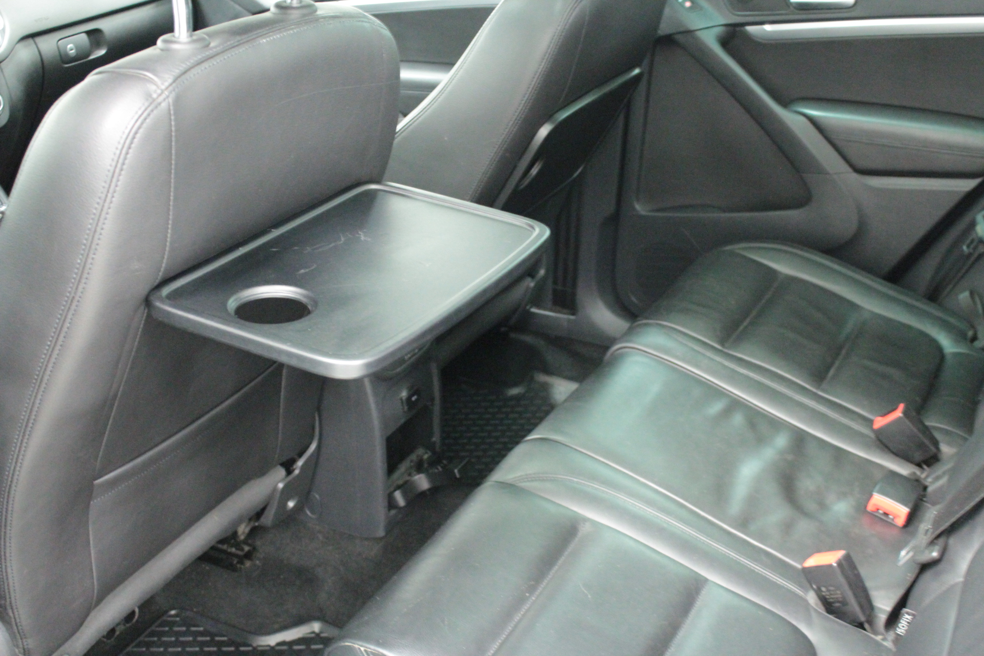 VOLKSWAGEN Tiguan 2012