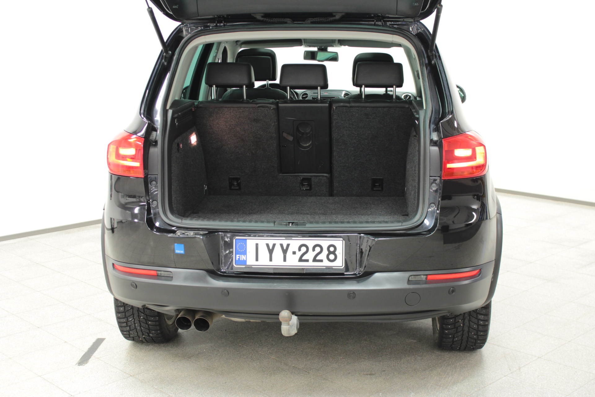 VOLKSWAGEN Tiguan 2012