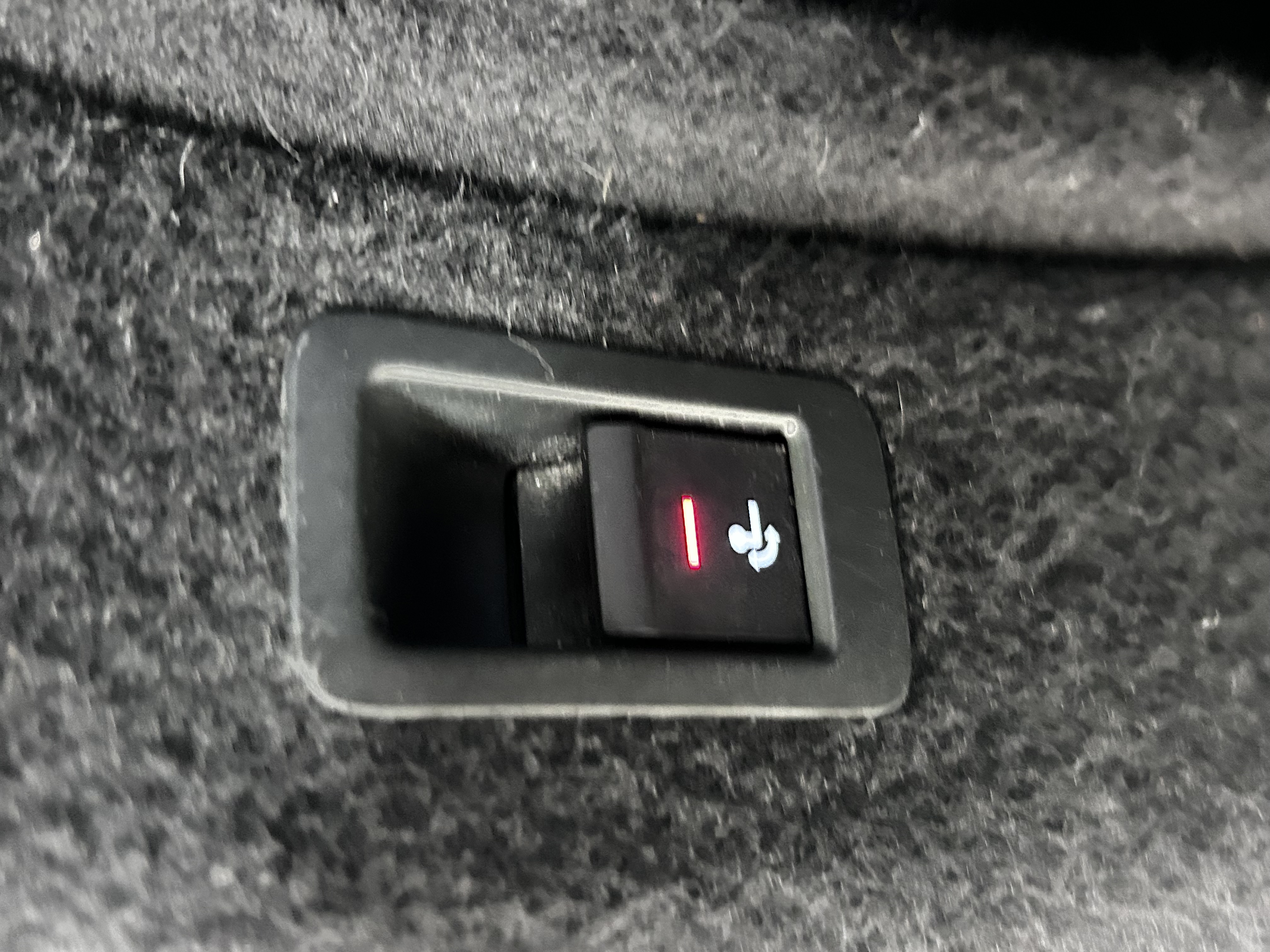 AUDI A4 2018