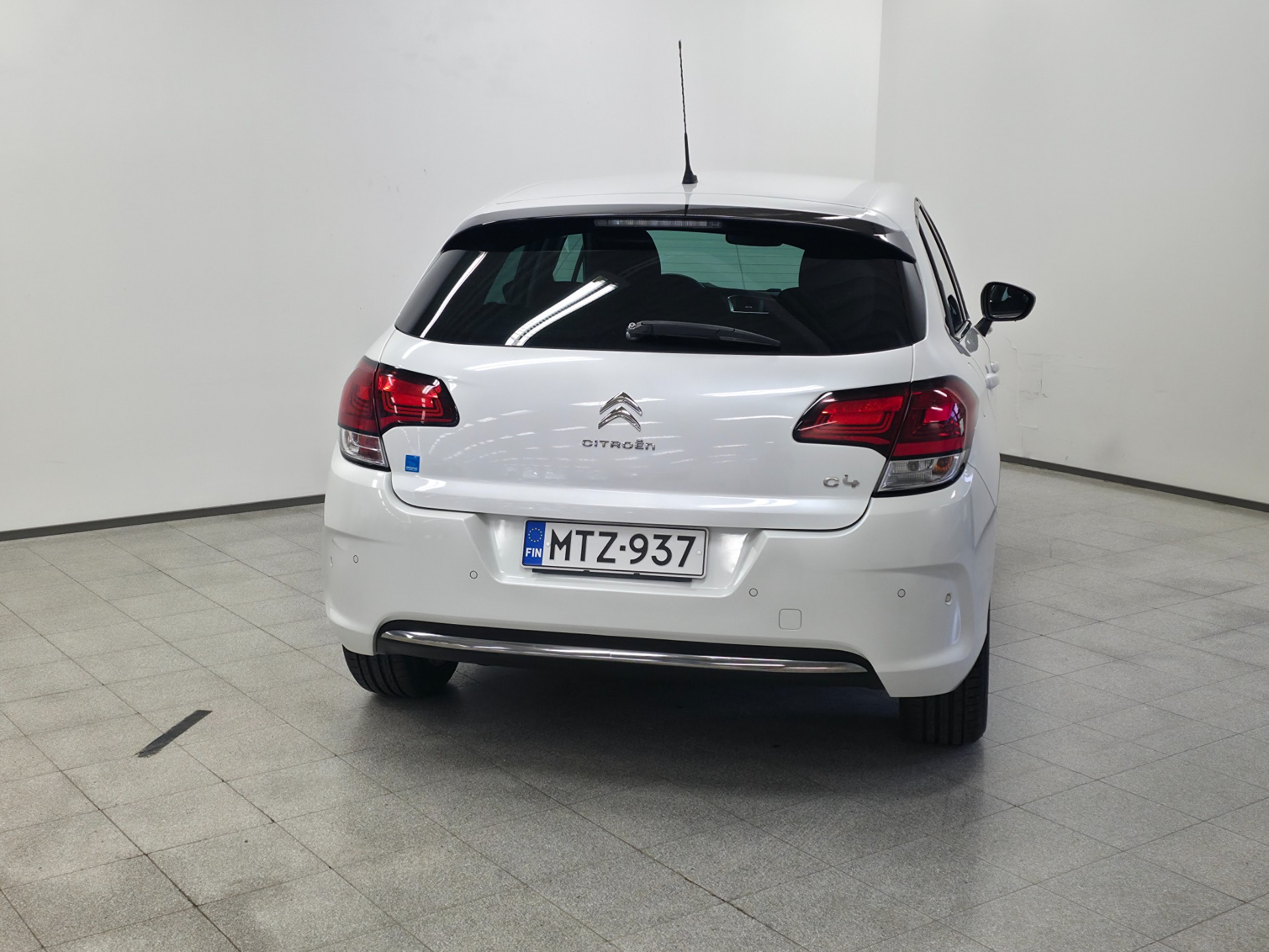 CITROEN C4 2016