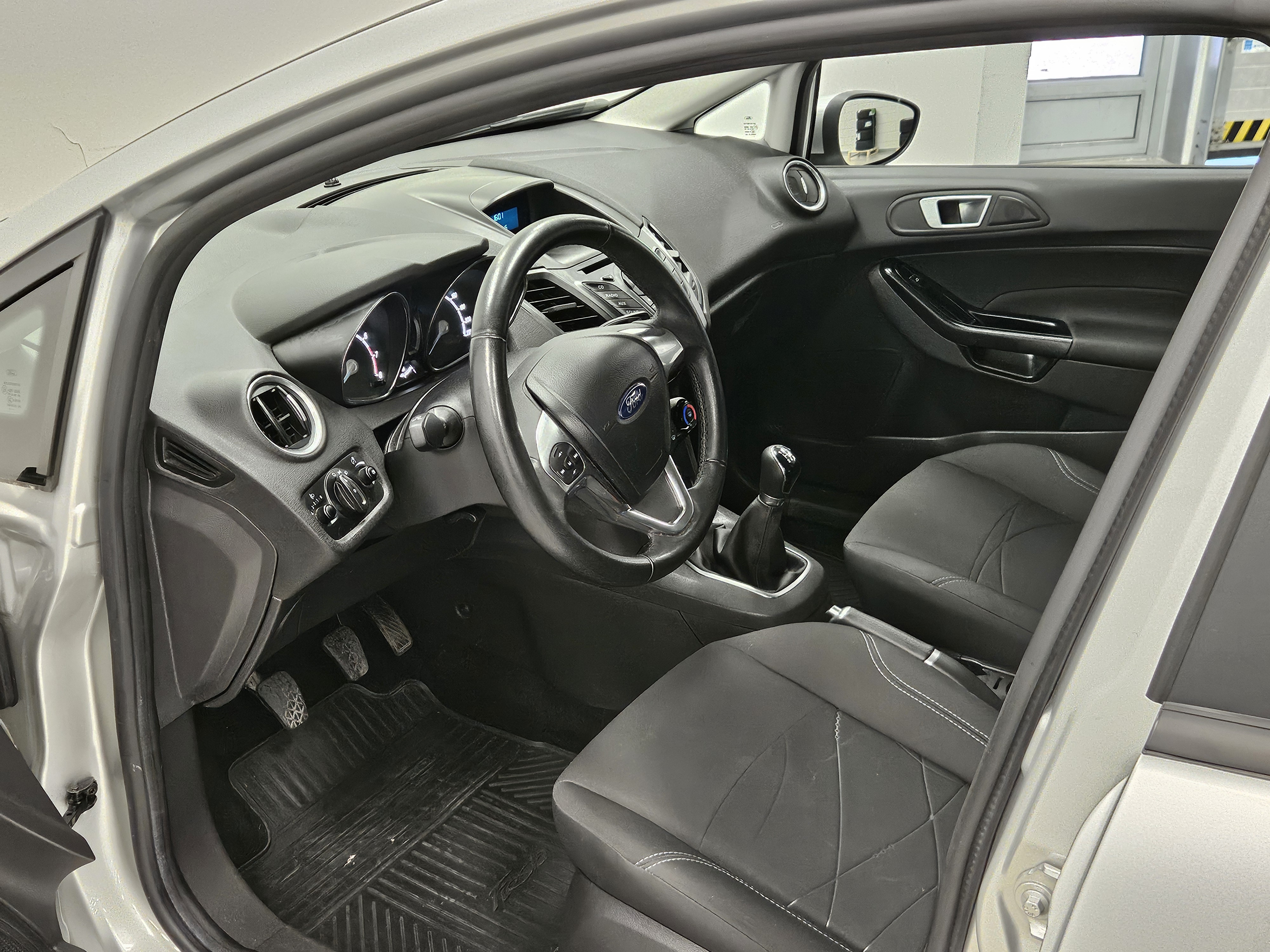 FORD Fiesta 2016