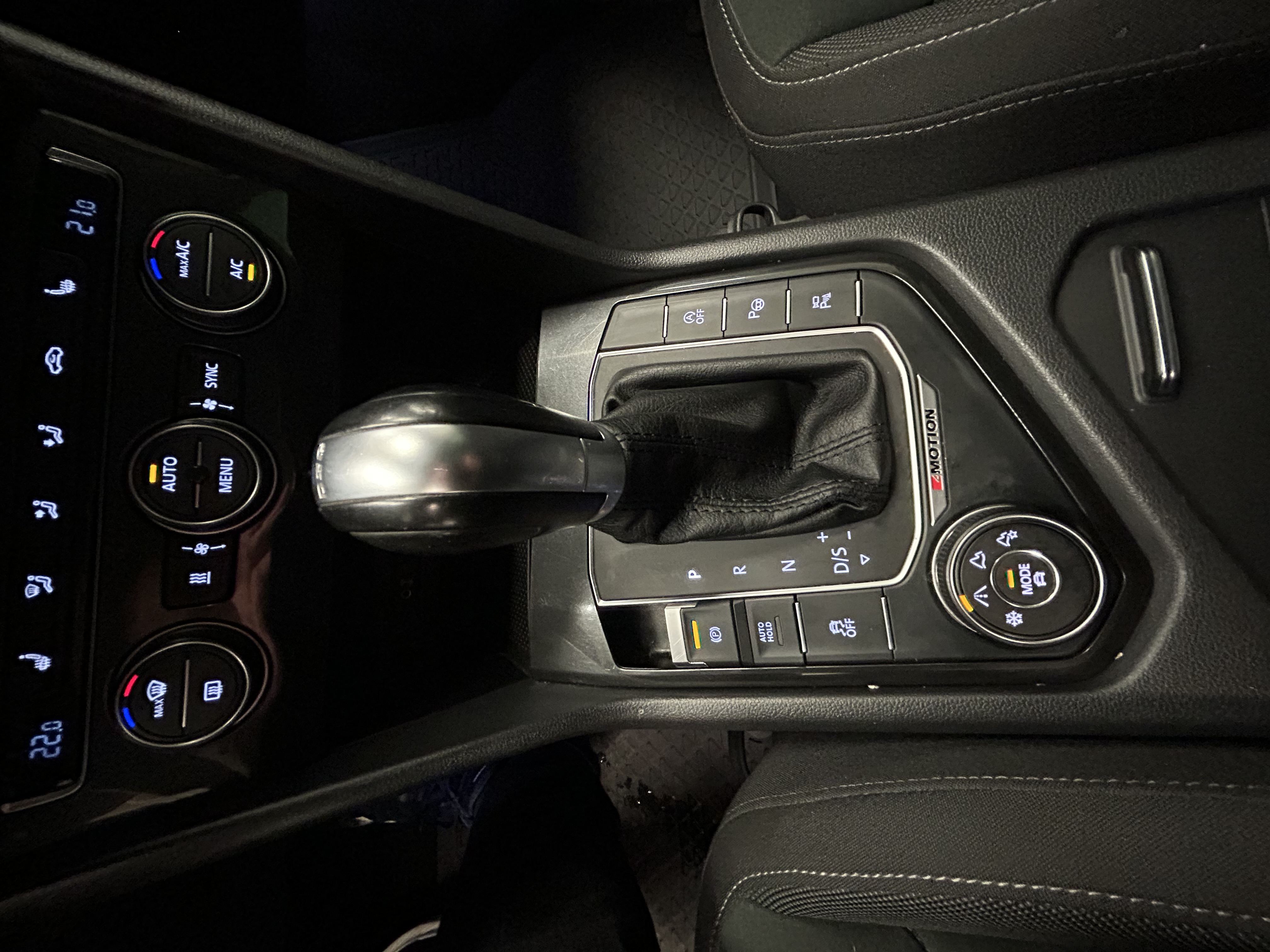 VOLKSWAGEN Tiguan 2017