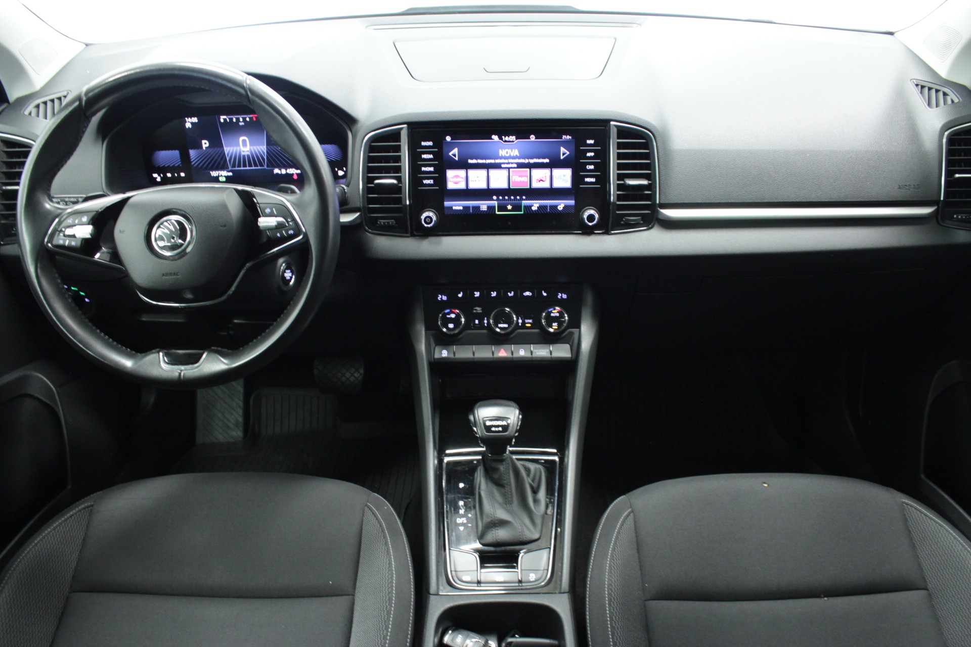 SKODA Karoq 2023