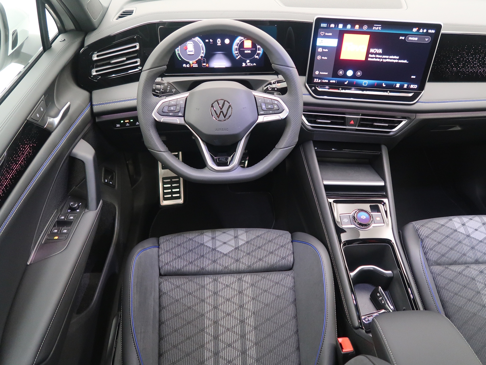 Volkswagen Tiguan 7