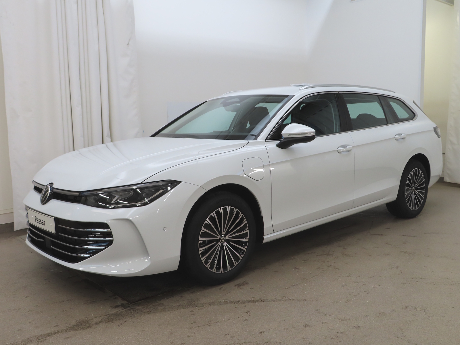 Volkswagen Passat 1