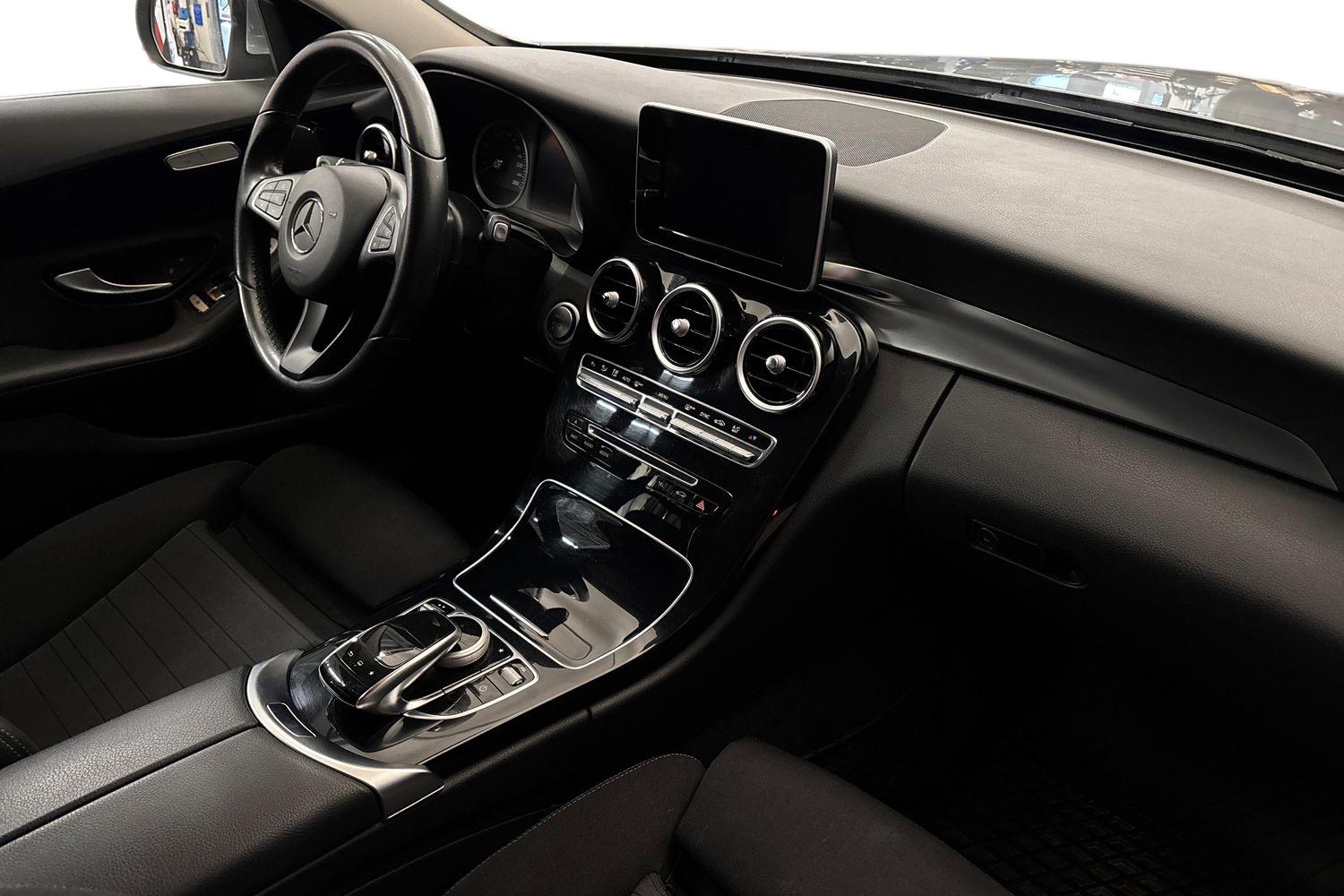 Mercedes-Benz C 2015