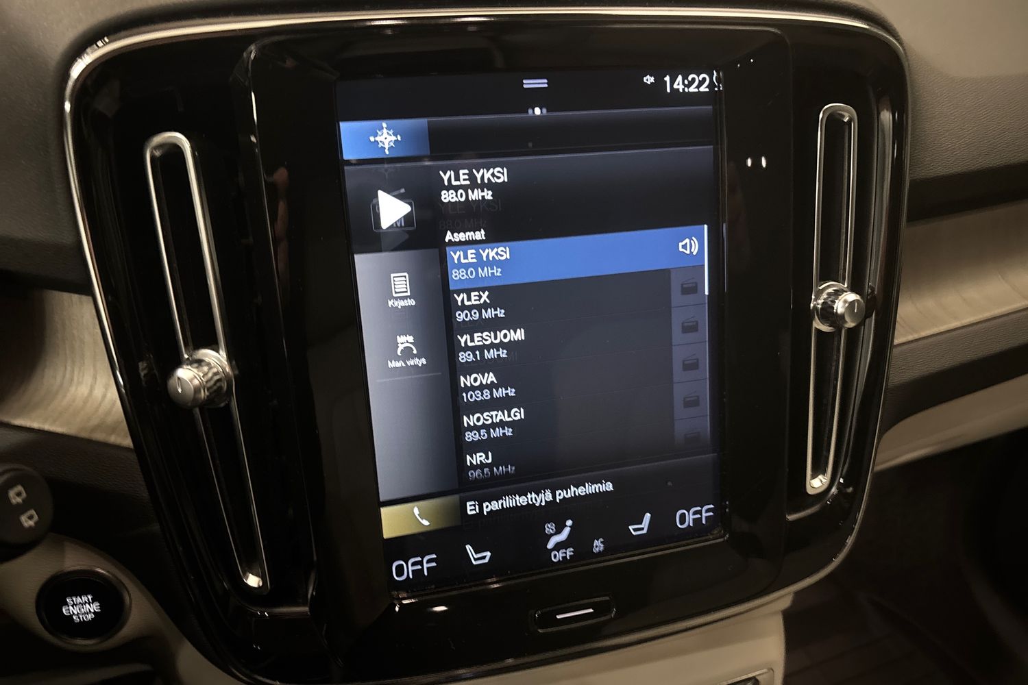 VOLVO XC40 2019