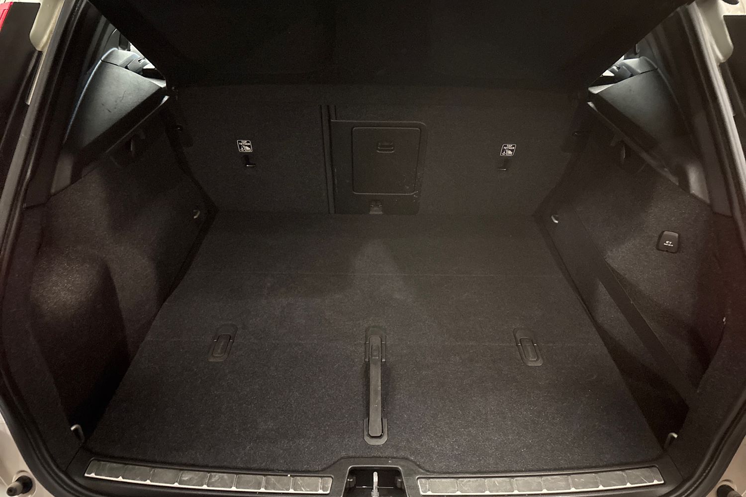 VOLVO XC40 2019
