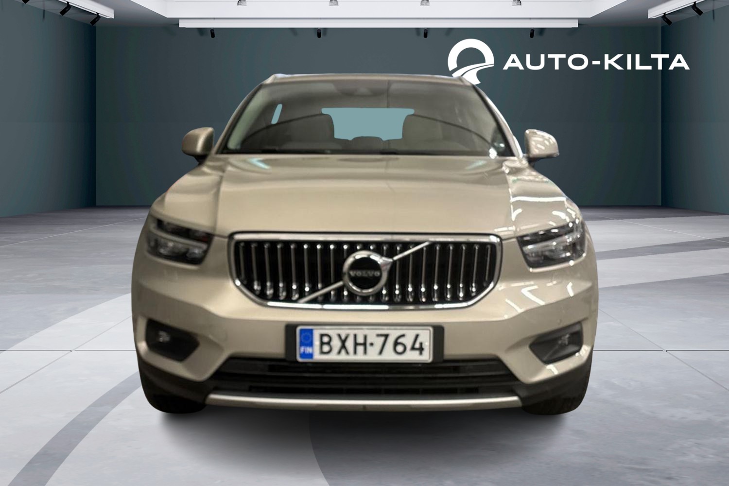 VOLVO XC40 2019