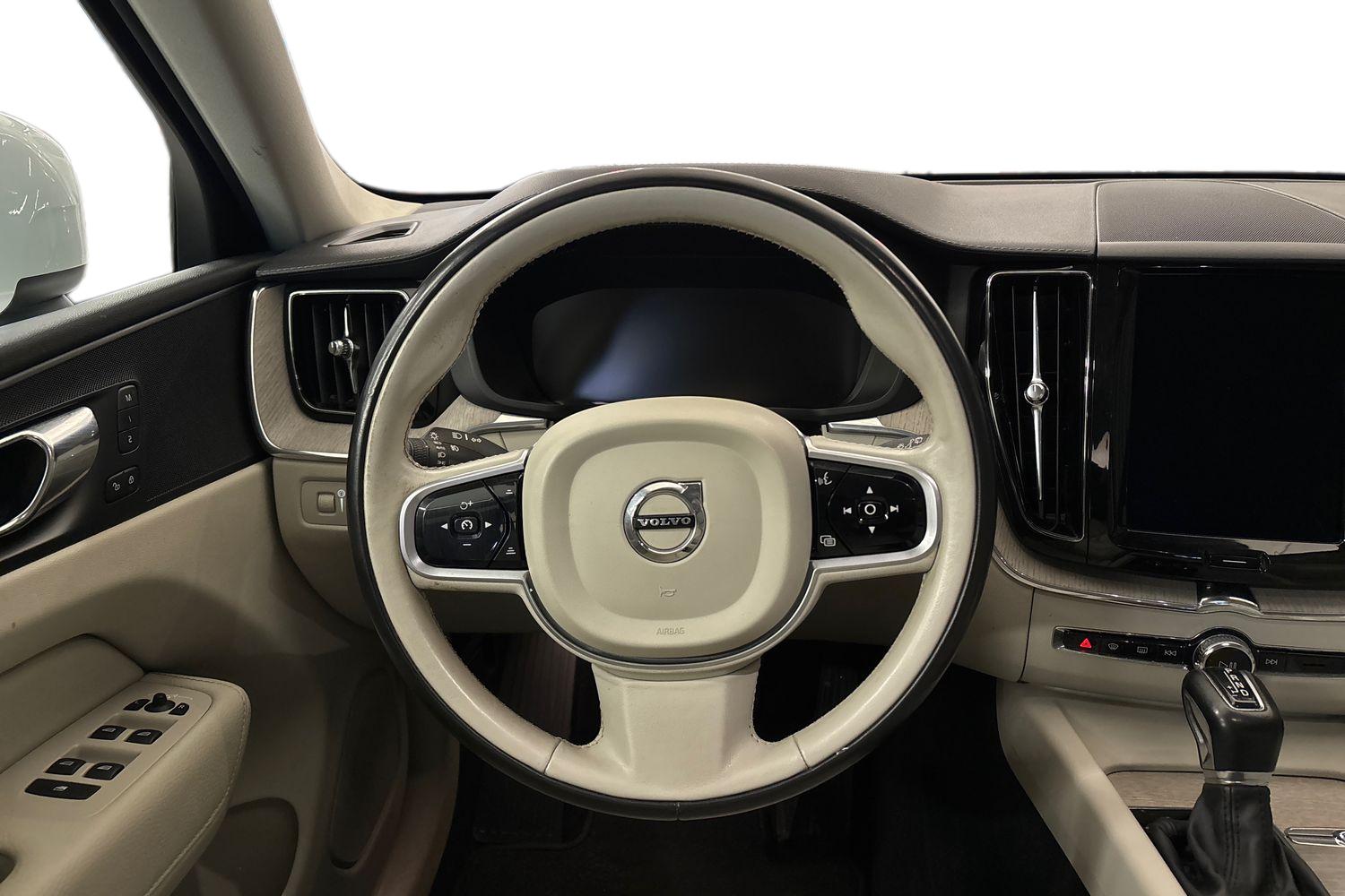 Volvo XC60 2019