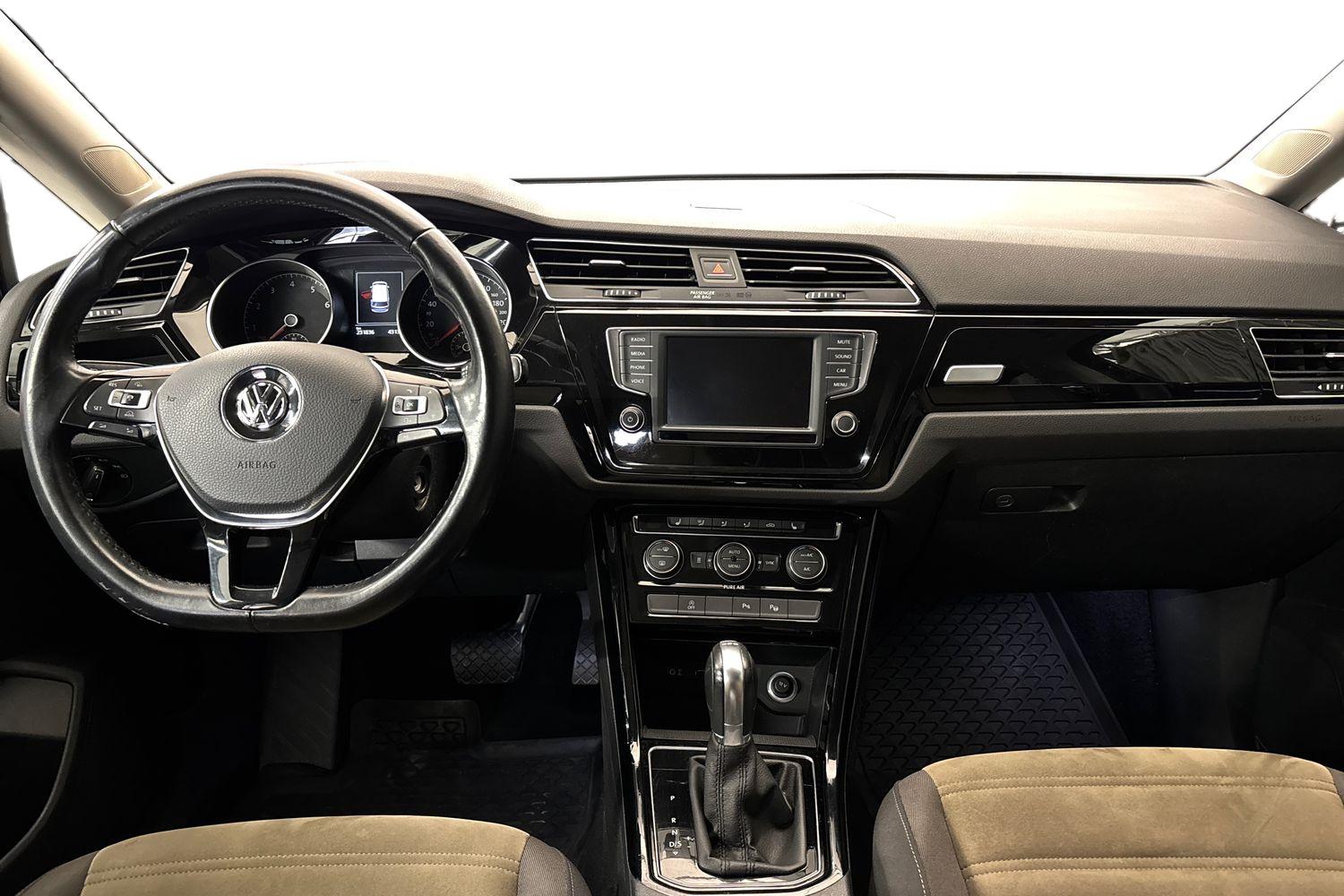 Volkswagen Touran 2016