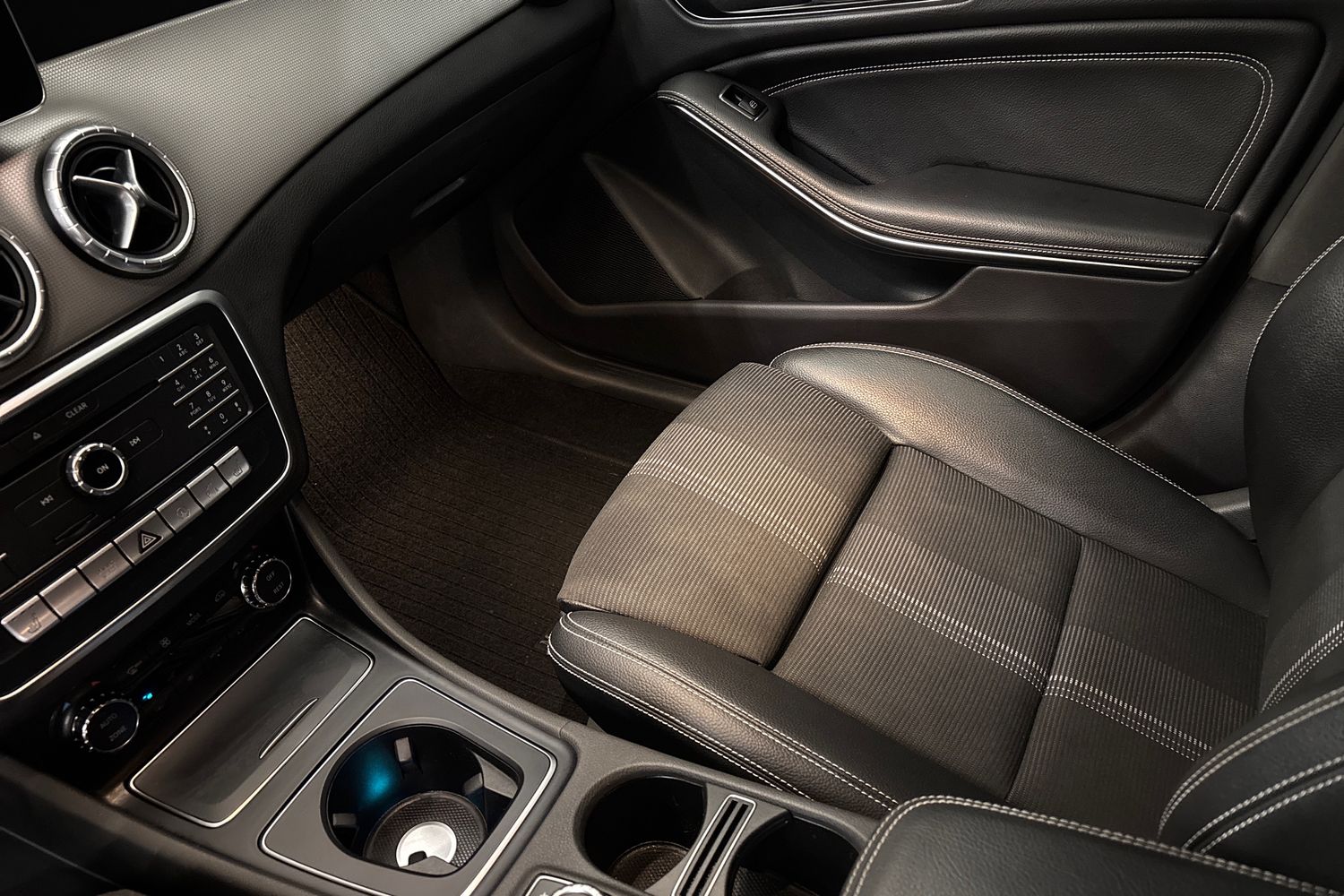 Mercedes-Benz CLA 2016