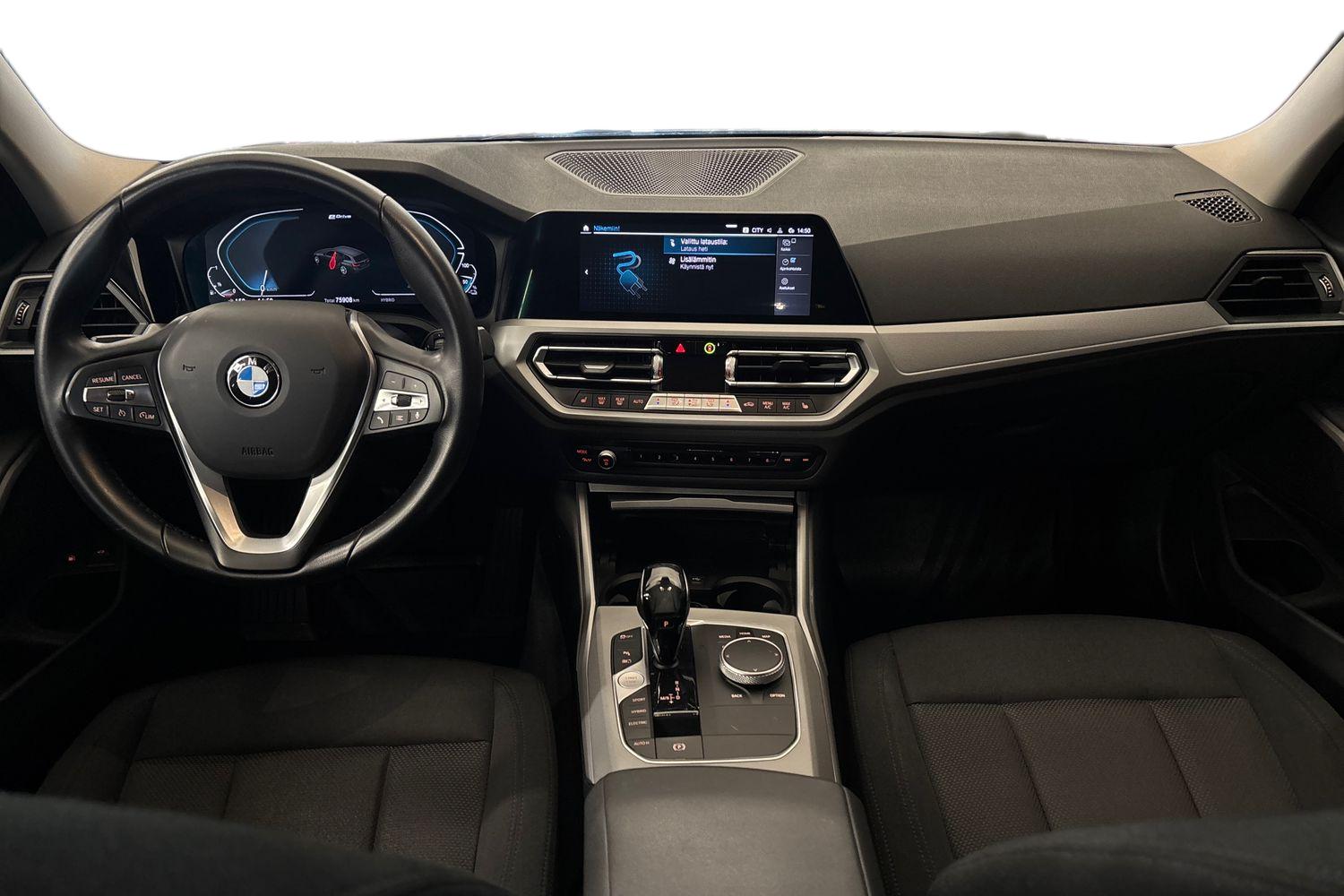 BMW 320 2021