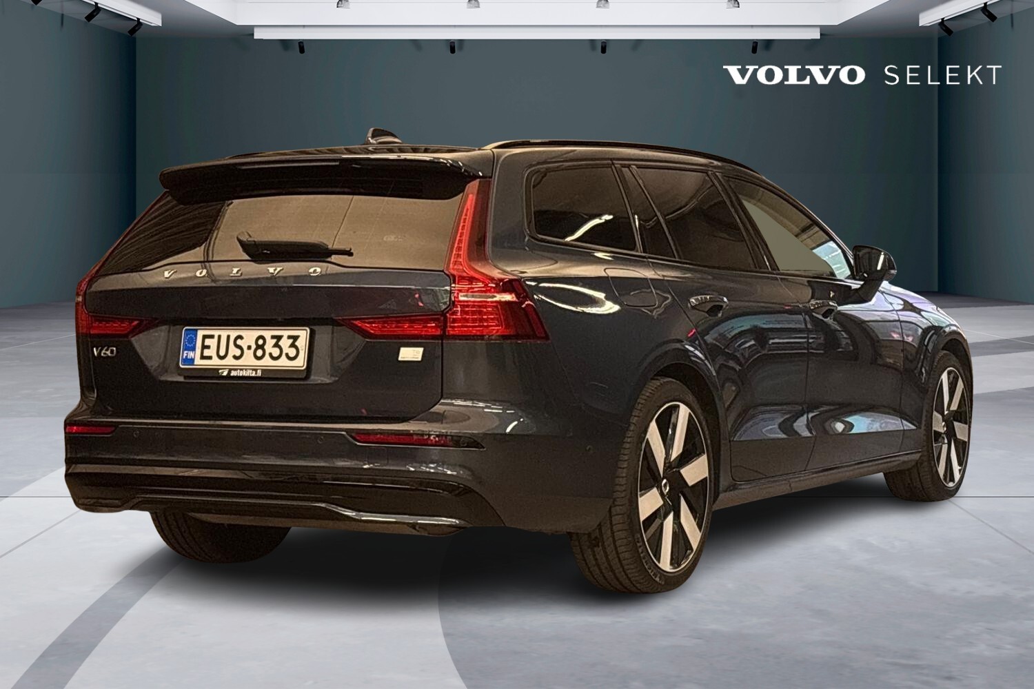 Volvo V60 2024