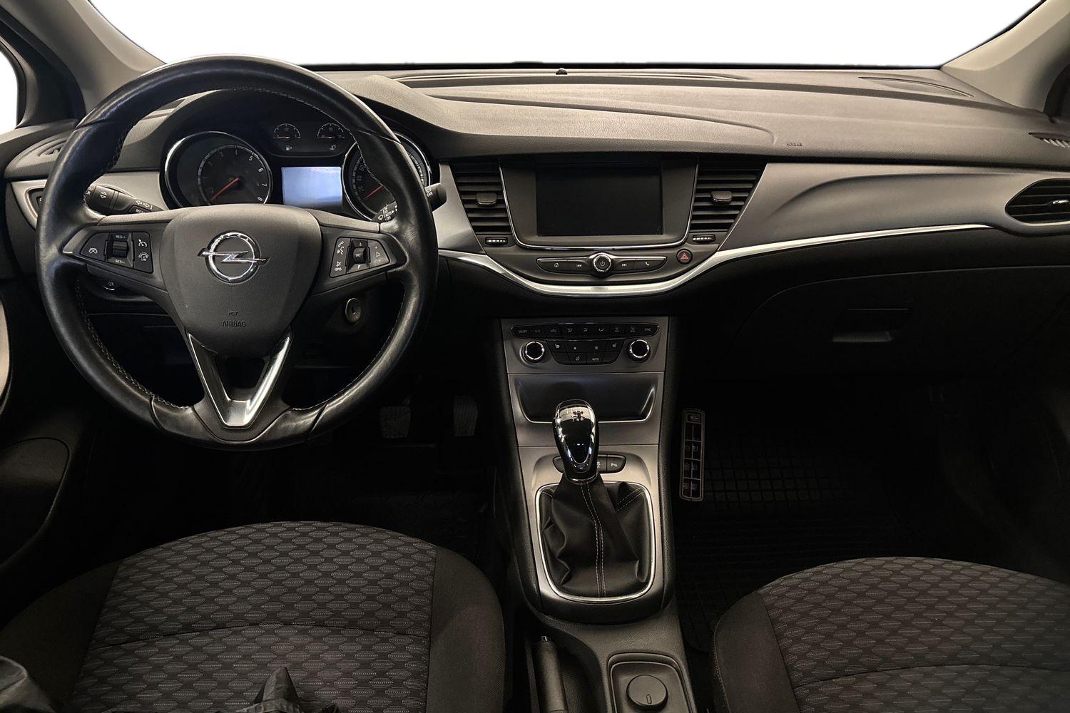 Opel Astra 2016