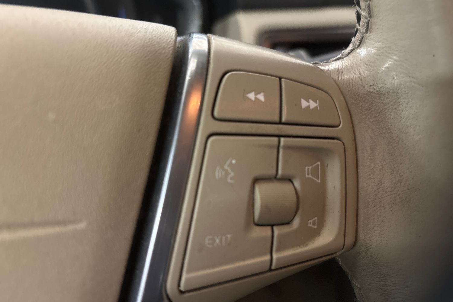 Volvo XC70 2015
