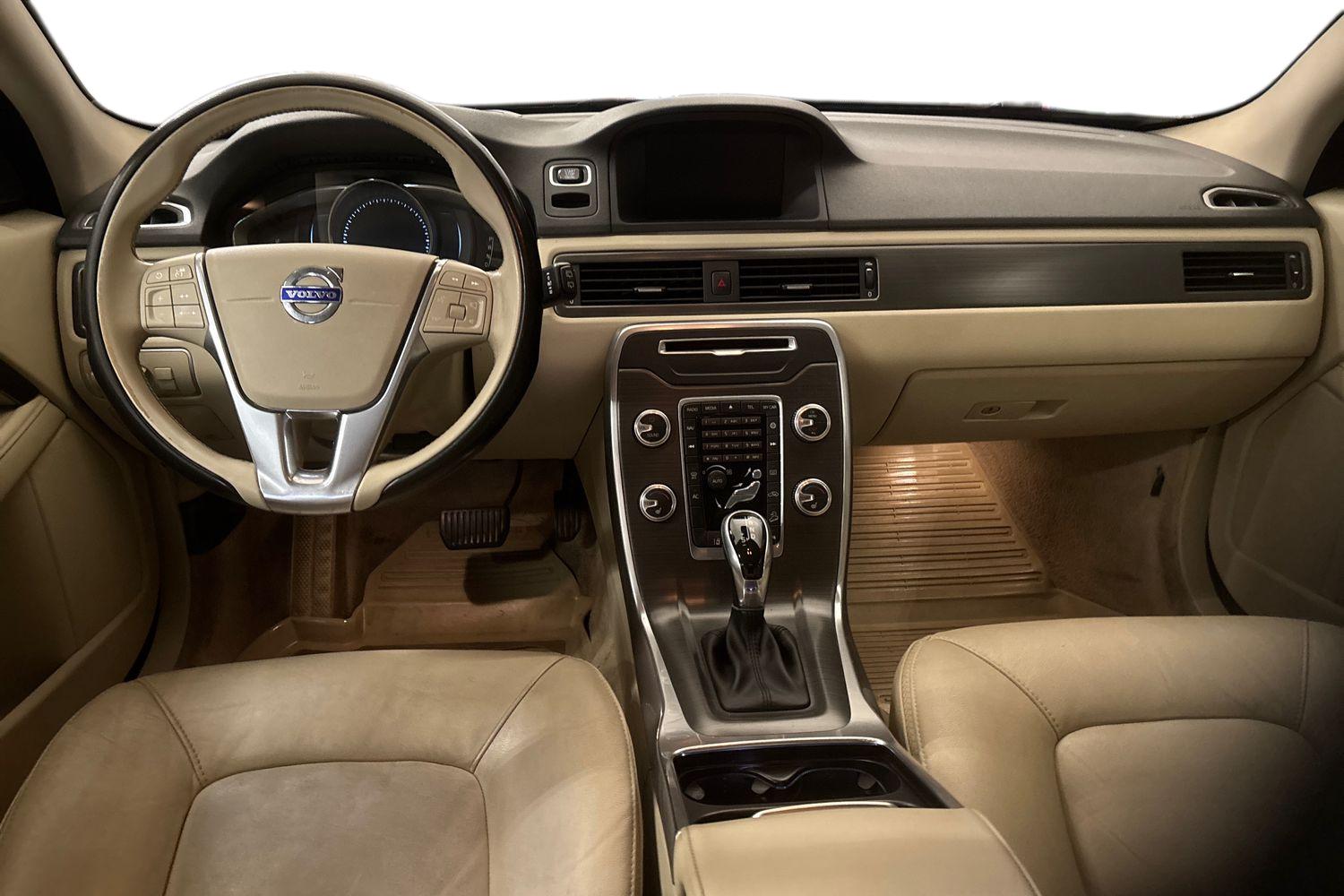 Volvo XC70 2015