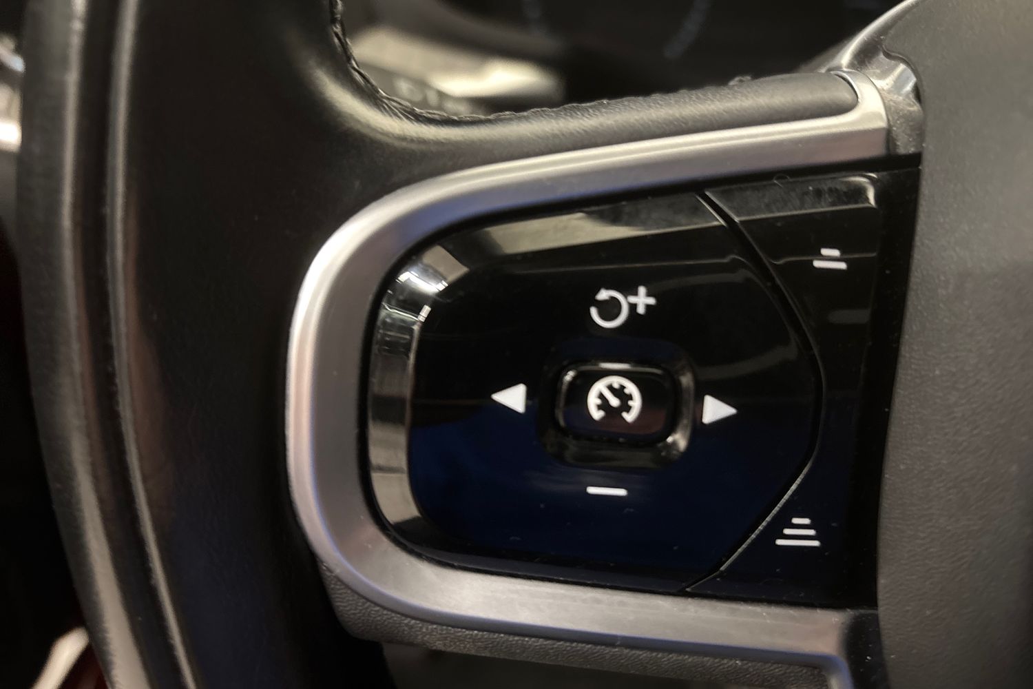 VOLVO S60 2020
