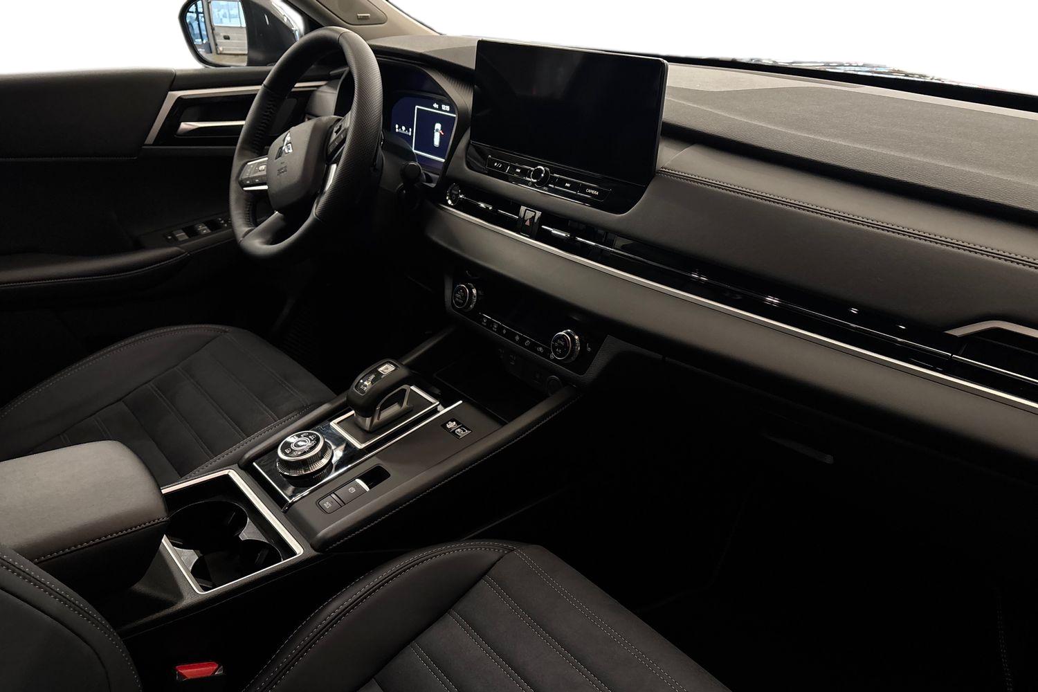 Mitsubishi Outlander 2026