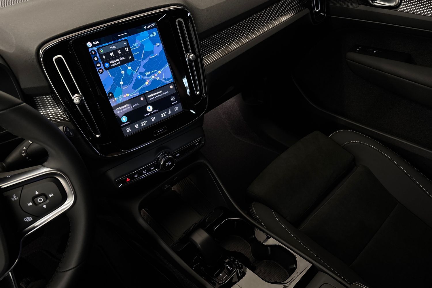 Volvo EX40 2027