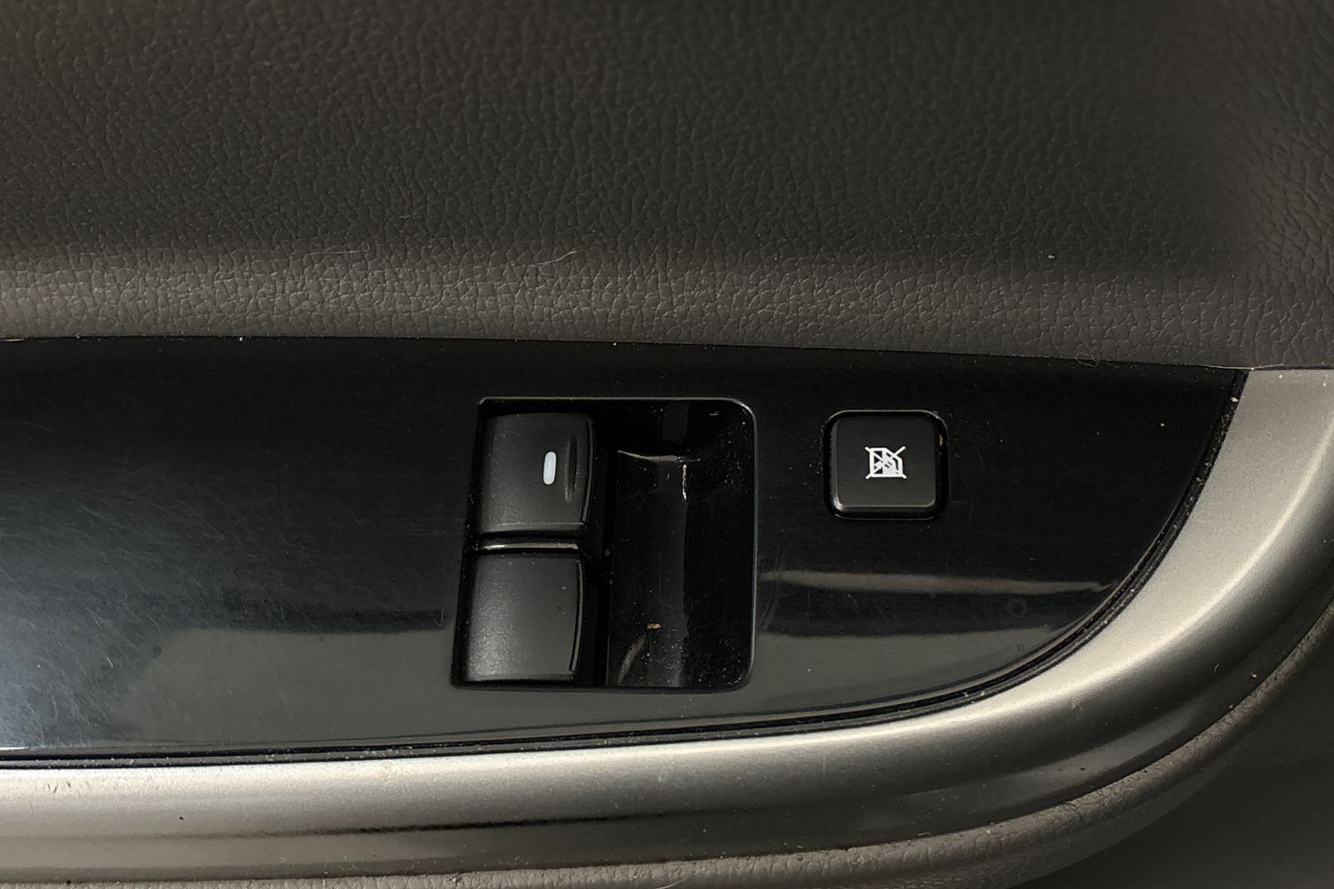 Mitsubishi L200 2016