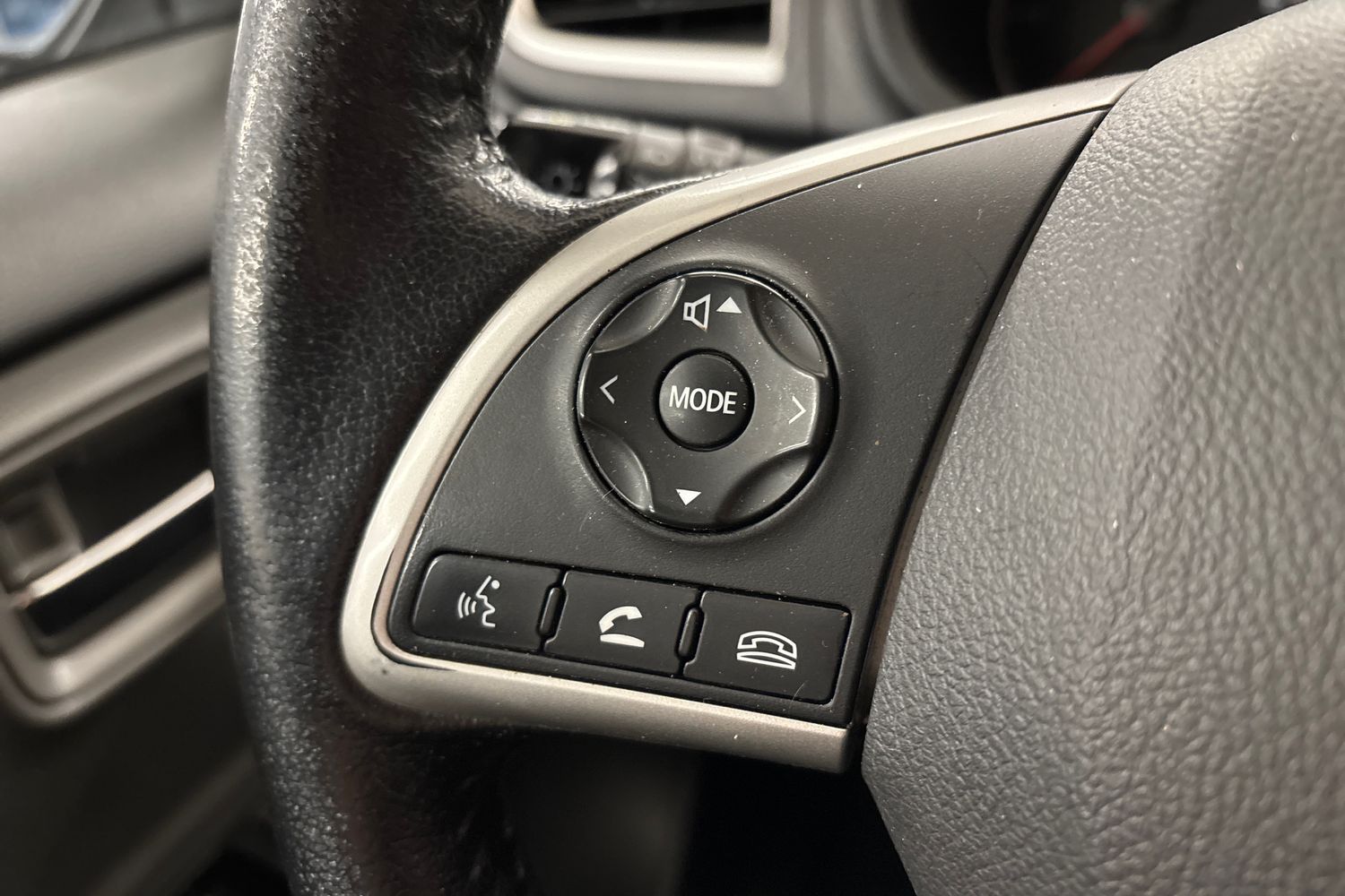 Mitsubishi L200 2016