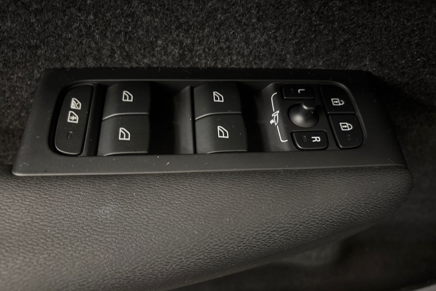 Volvo XC40 2023
