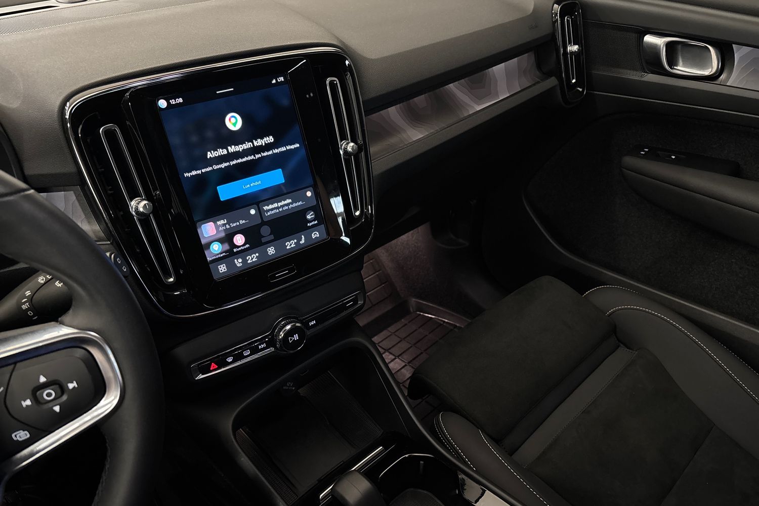 Volvo XC40 2023