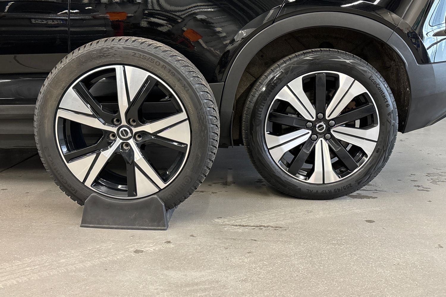 Volvo XC40 2023