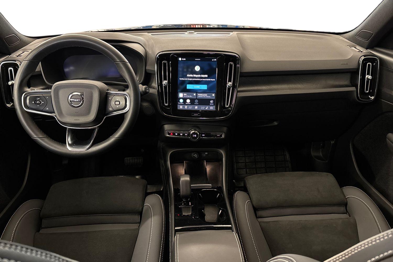 Volvo XC40 2023
