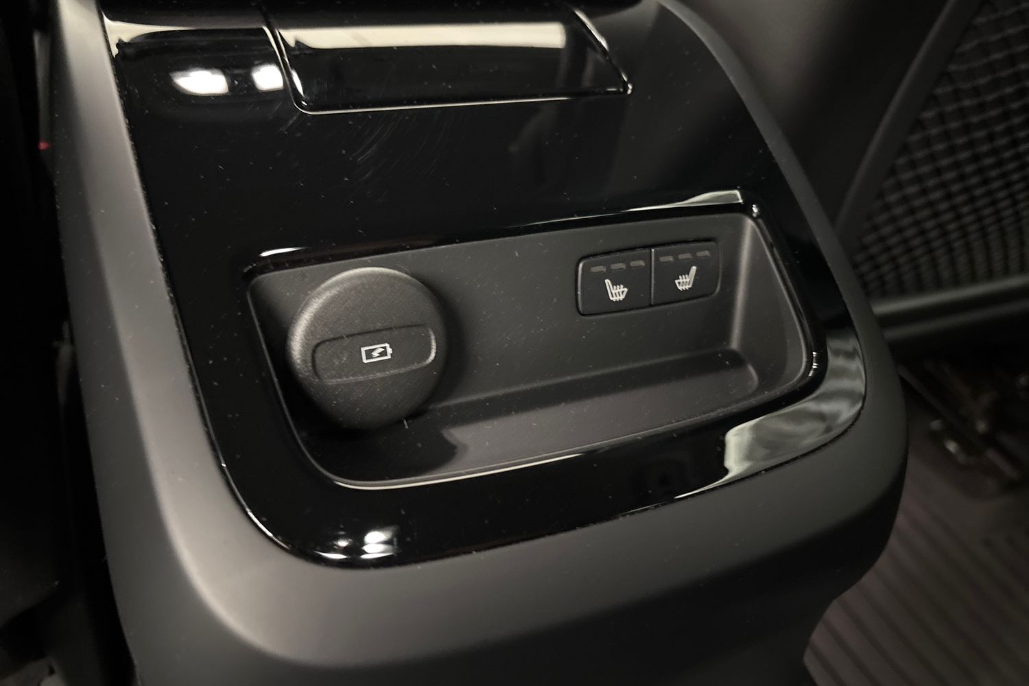 Volvo V60 2024