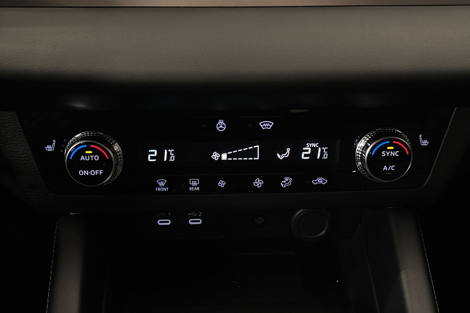 Mitsubishi Outlander 2025