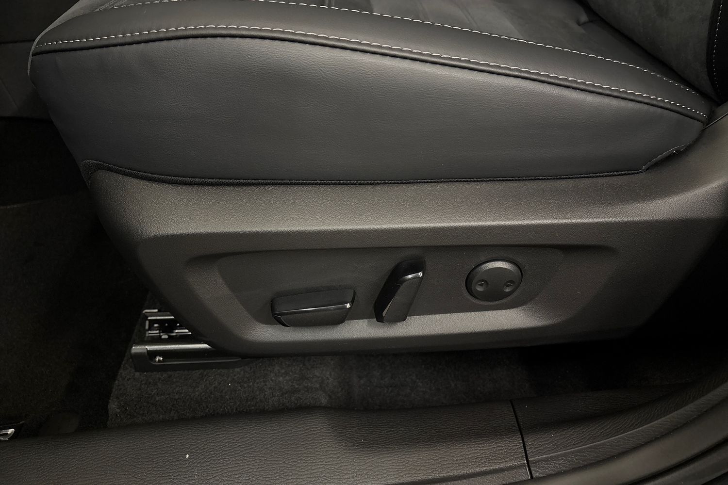 Mitsubishi Outlander 2025