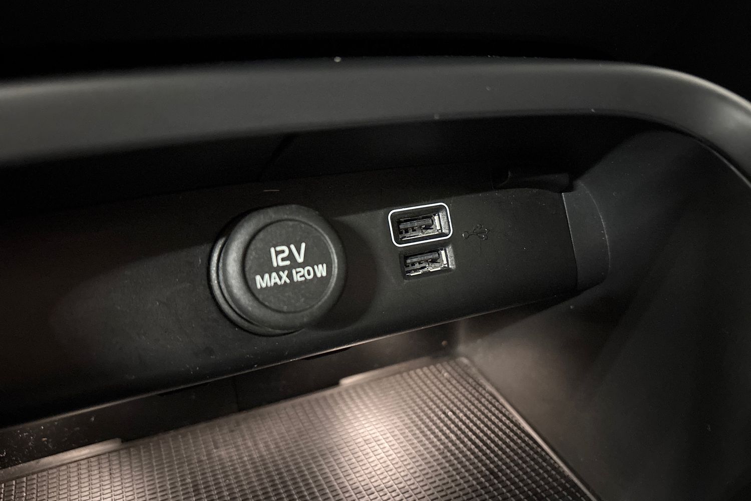 Volvo XC40 2021