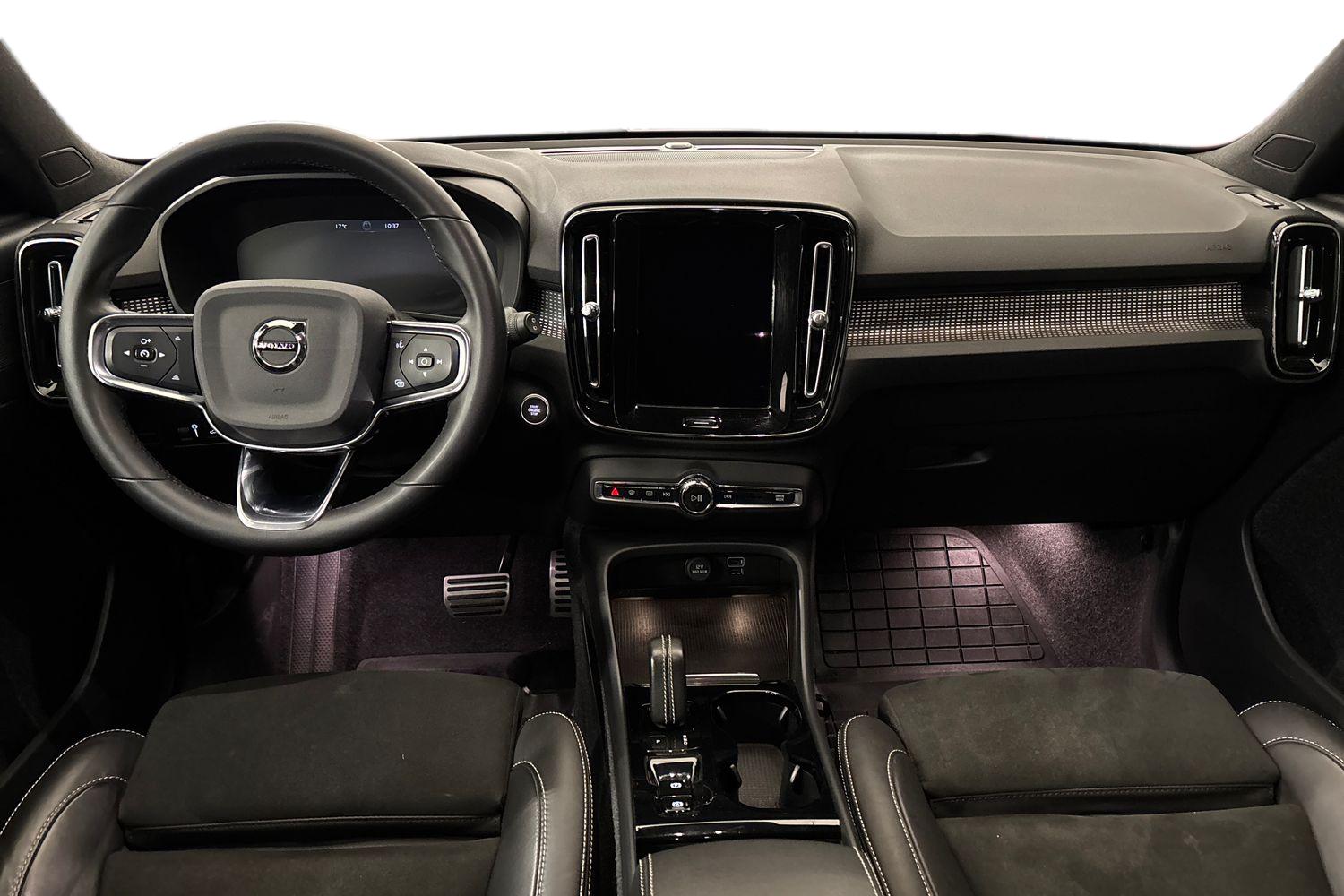Volvo XC40 2021