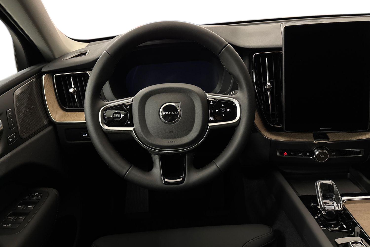 Volvo XC60 2026