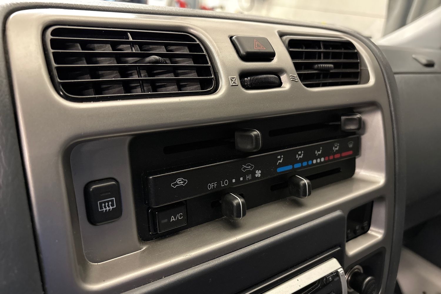 Toyota Hiace 2007
