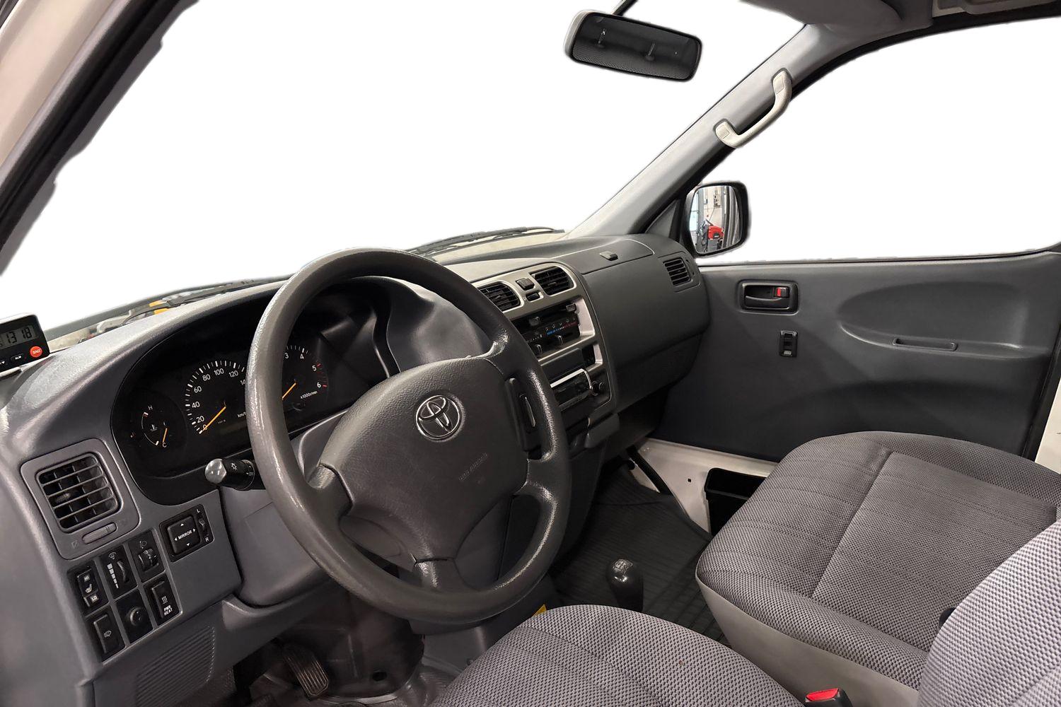 Toyota Hiace 2007
